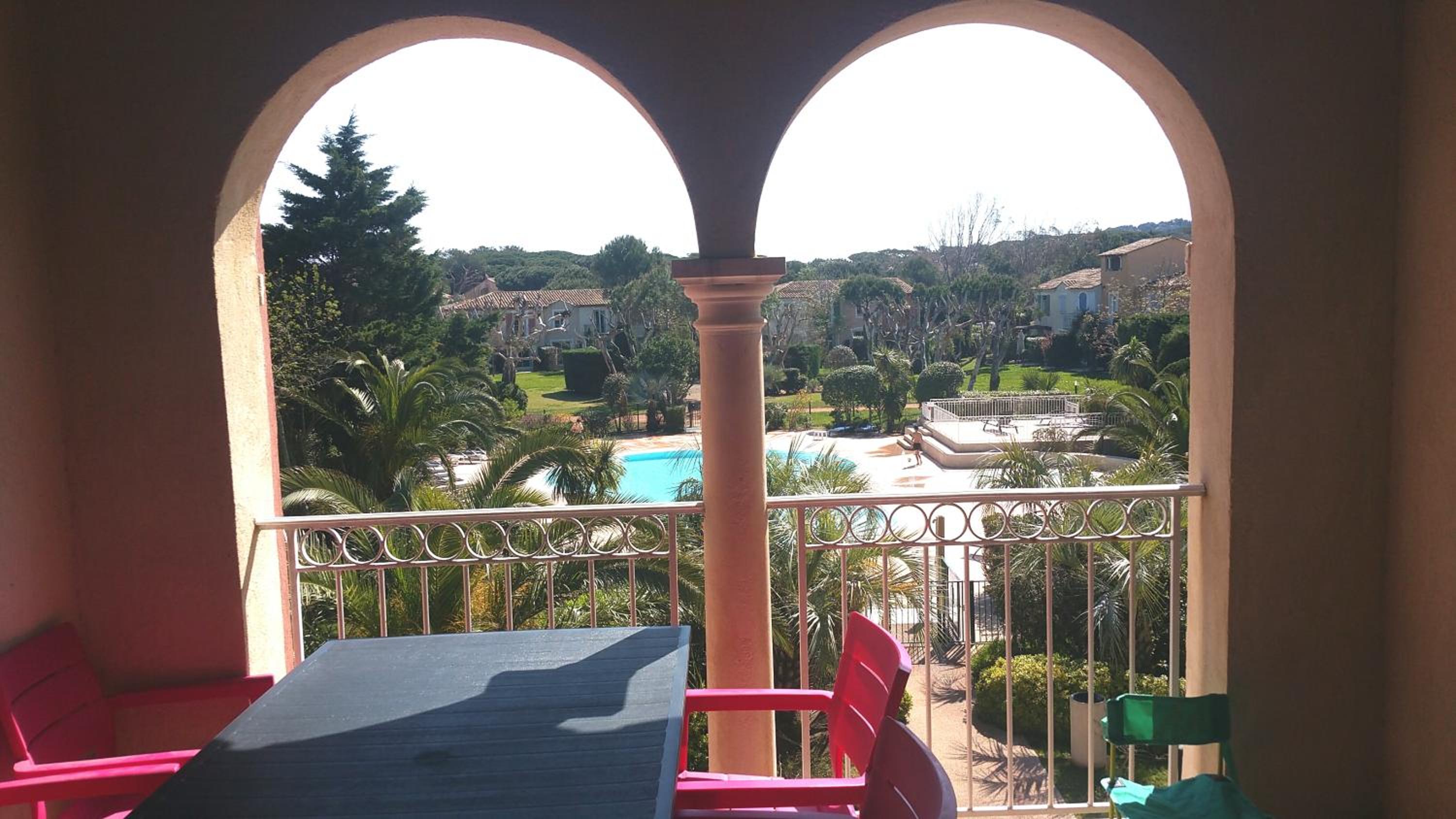 Apartment with Pool View  photo 2