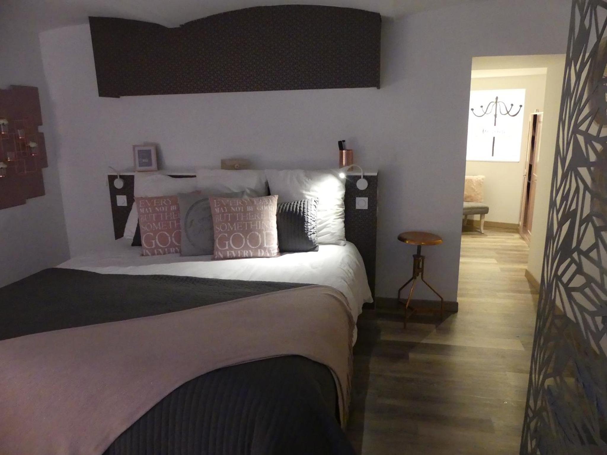 Apartment - Photo 3