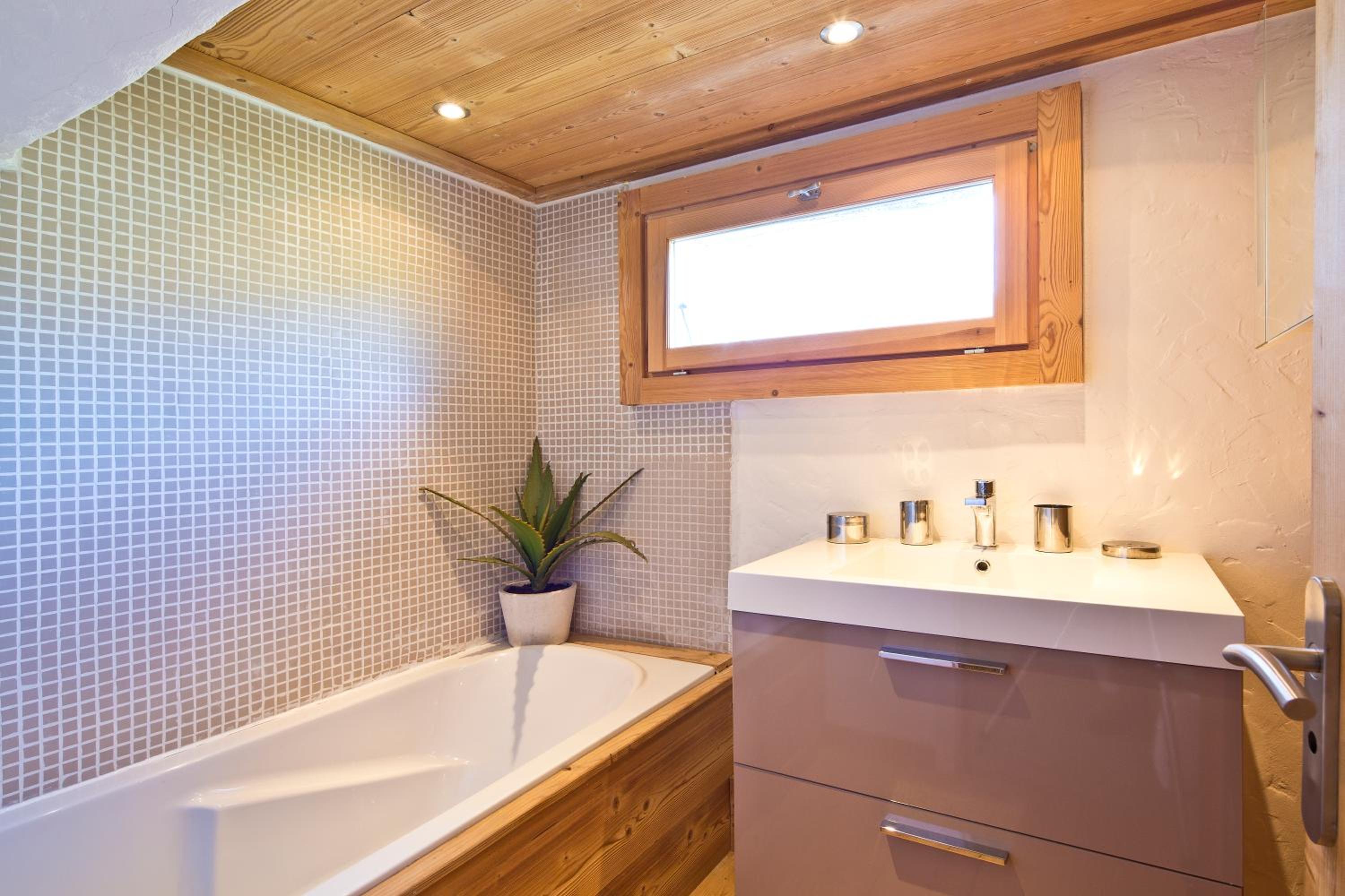 Superior Chalet photo 2