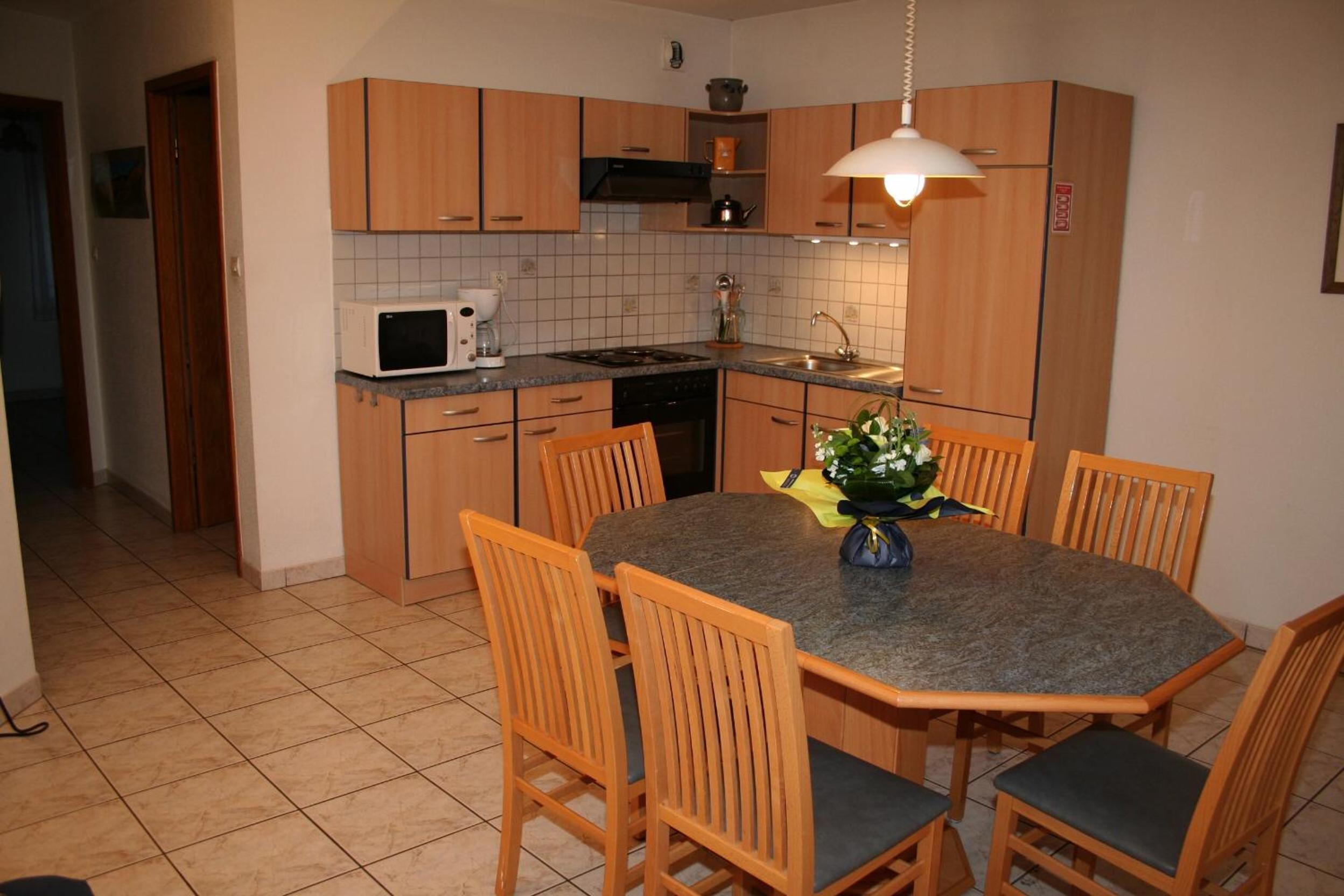 One-Bedroom Apartment (4 Adults)