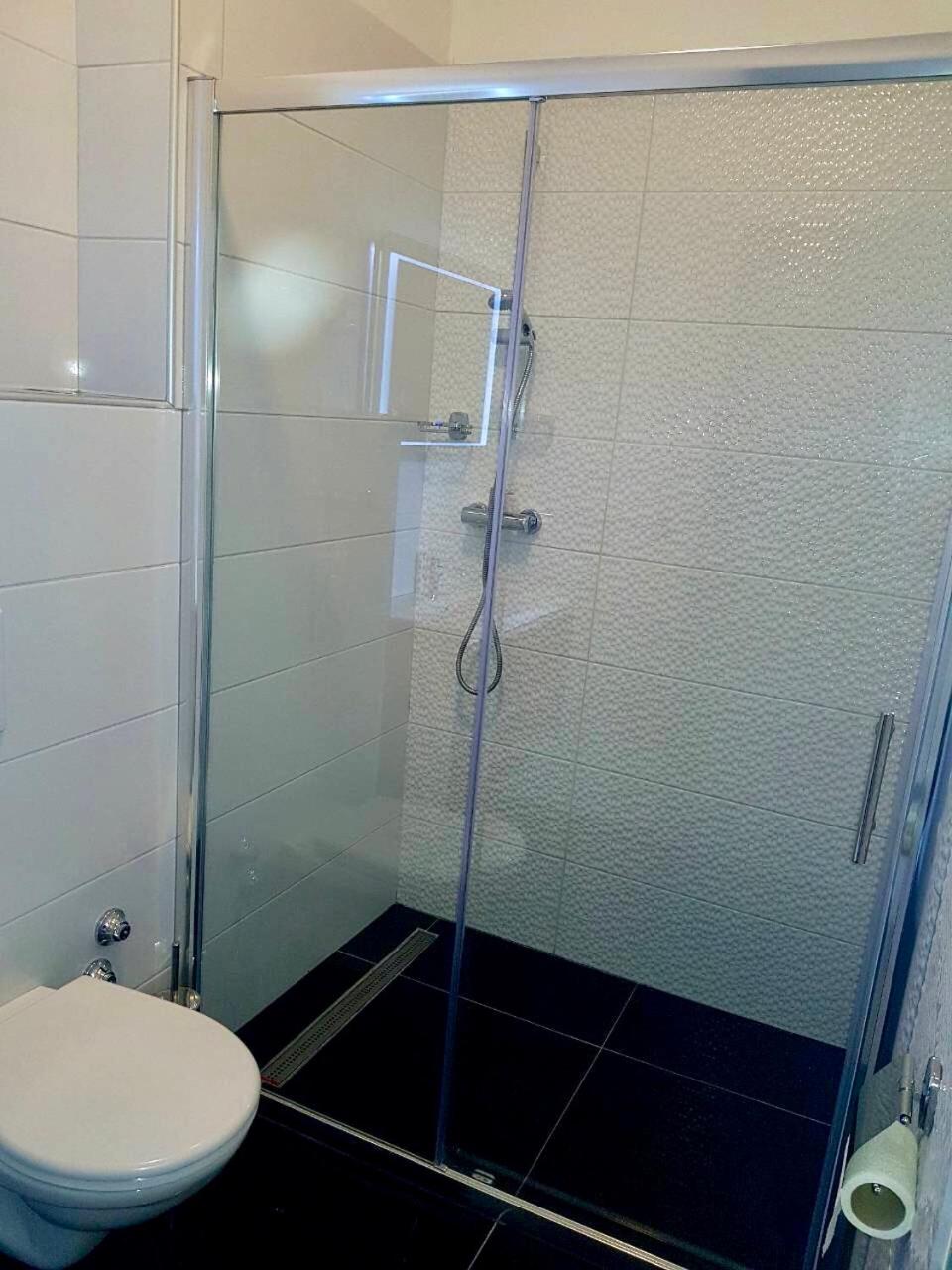 Deluxe Double Room with Balcony and Sea View - Photo 2
