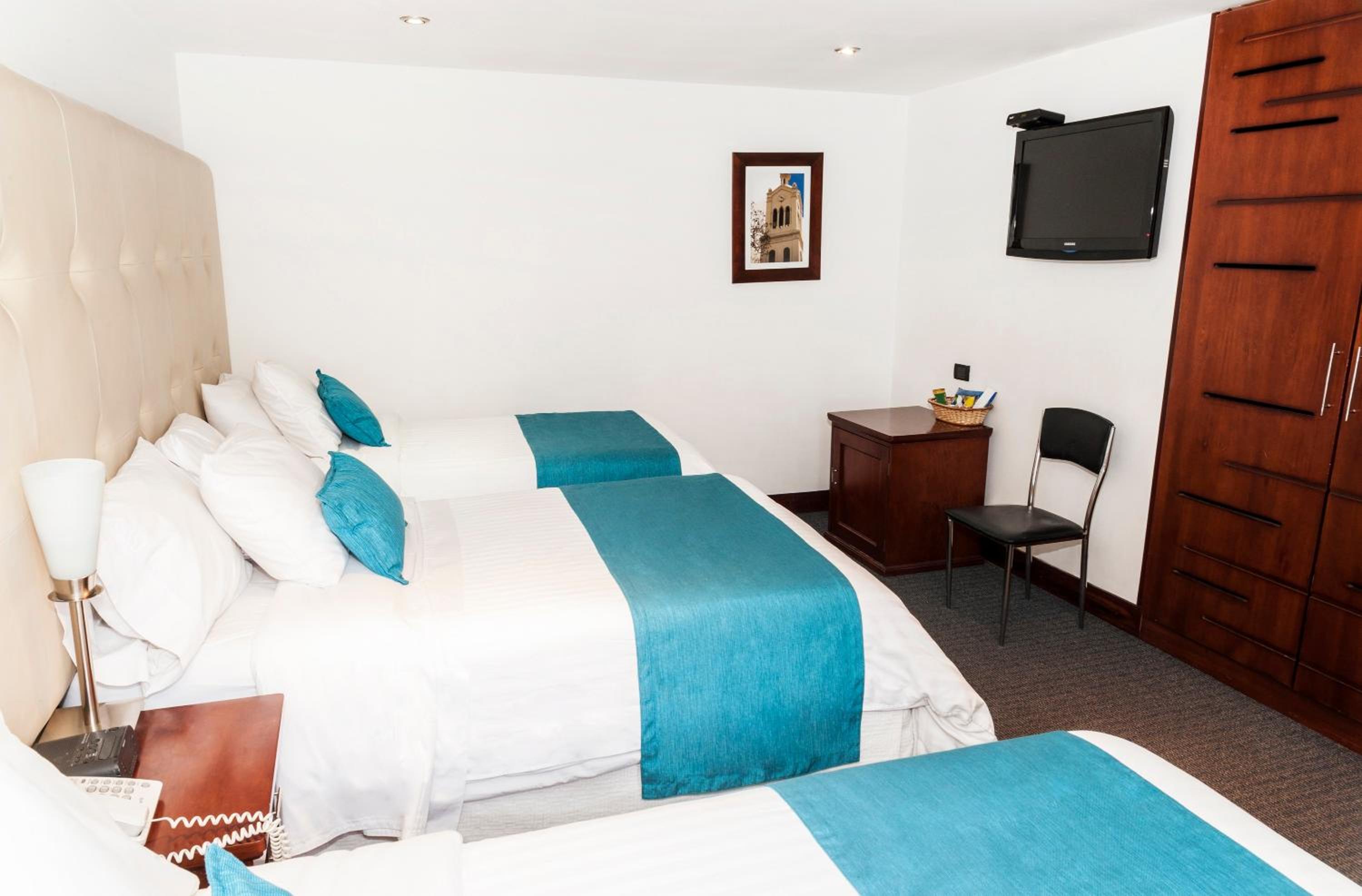 Standard Triple Room photo 2