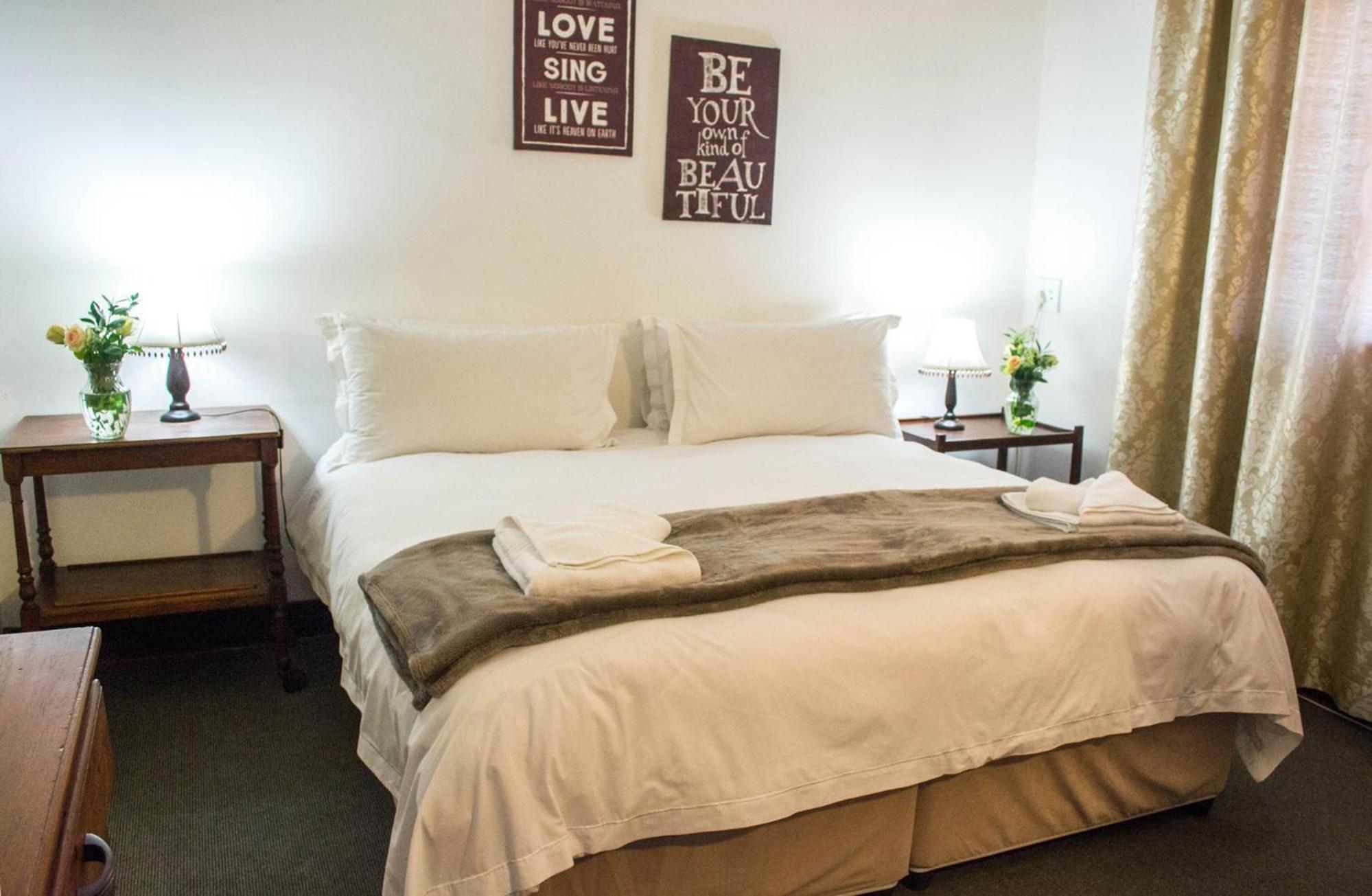 Twin/Double Room photo 1
