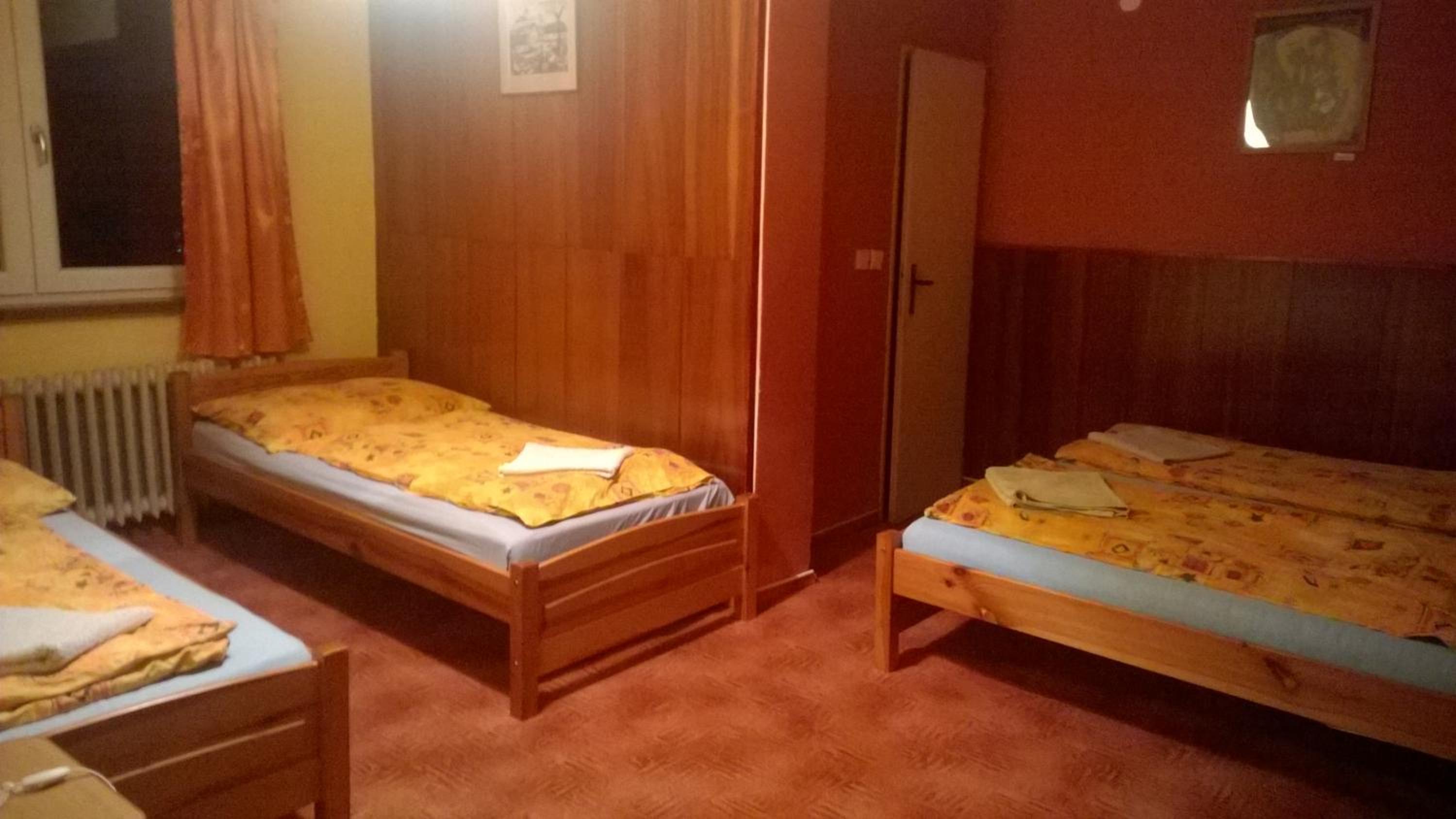 Quadruple Room with Private Bathroom