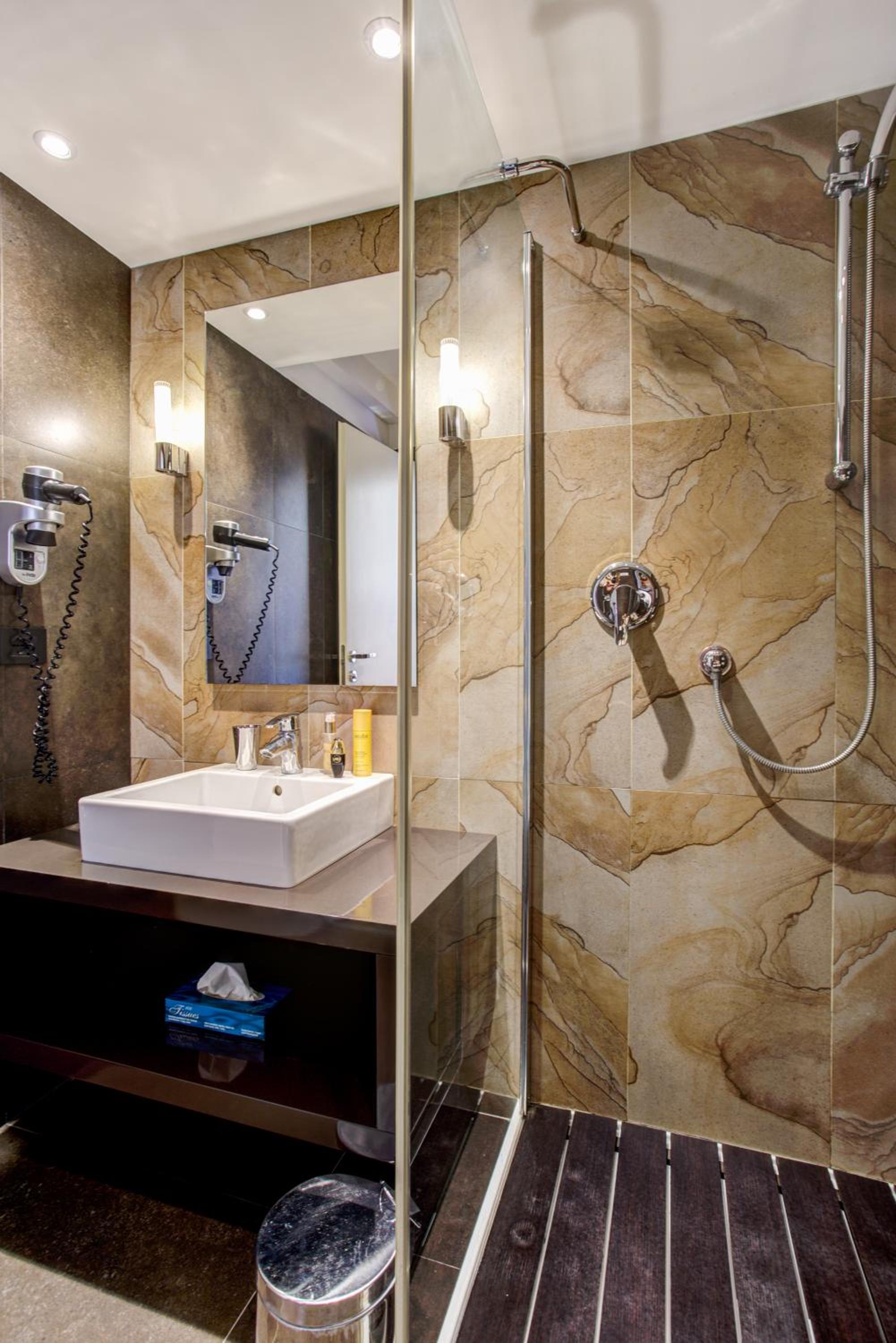 Junior Suite - Photo 14