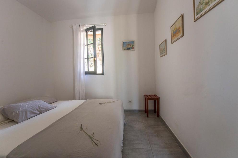 One-Bedroom House photo 3