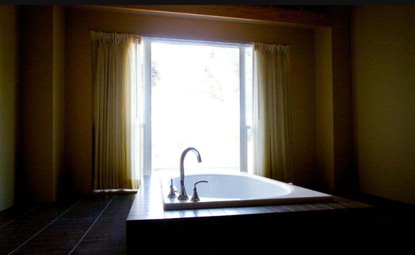 Suite with Spa Bath