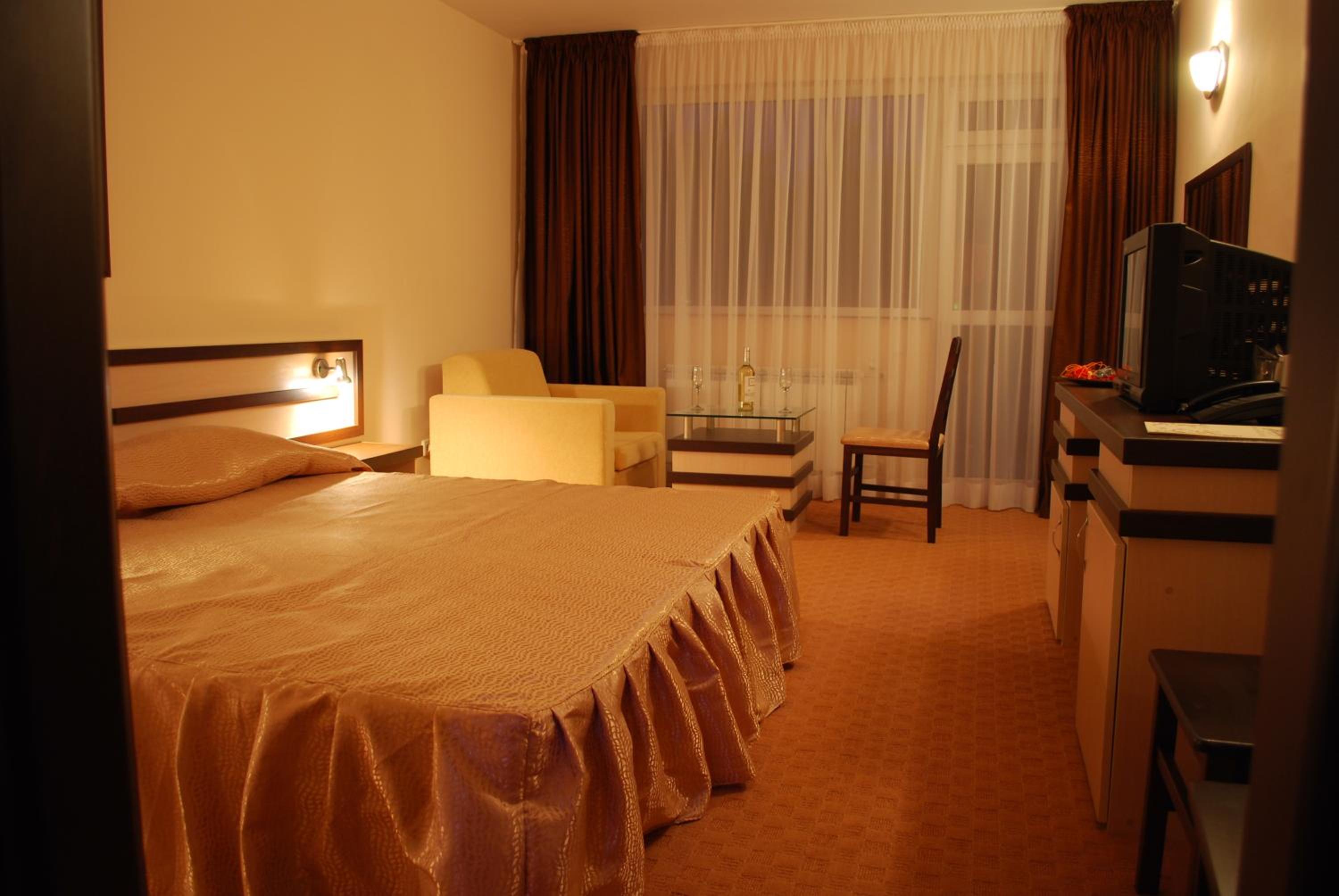 Deluxe Double or Twin Room with Balcony
