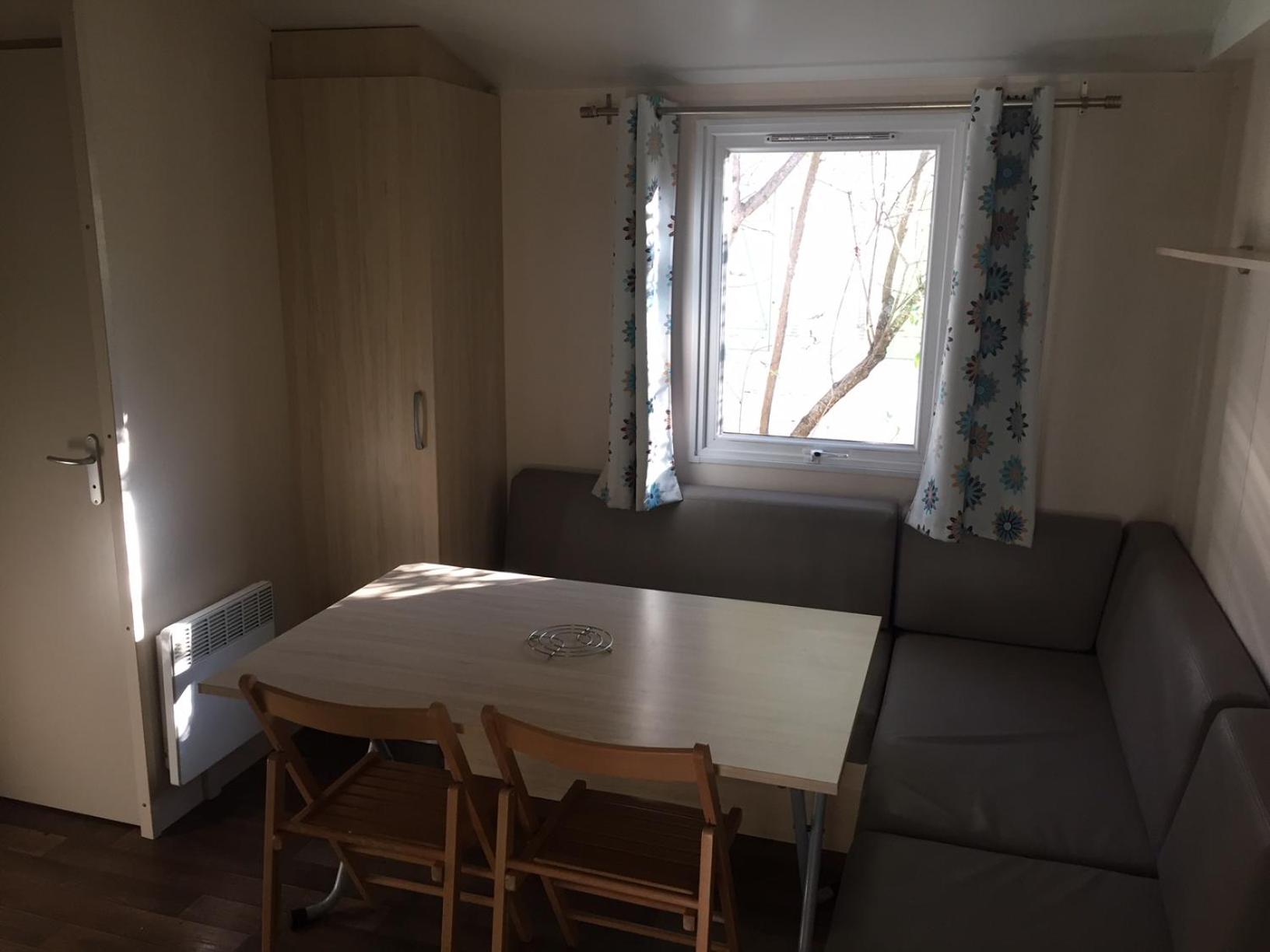 Mobile Home photo 3