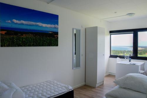 Twin Room with Sea View - Photo 3