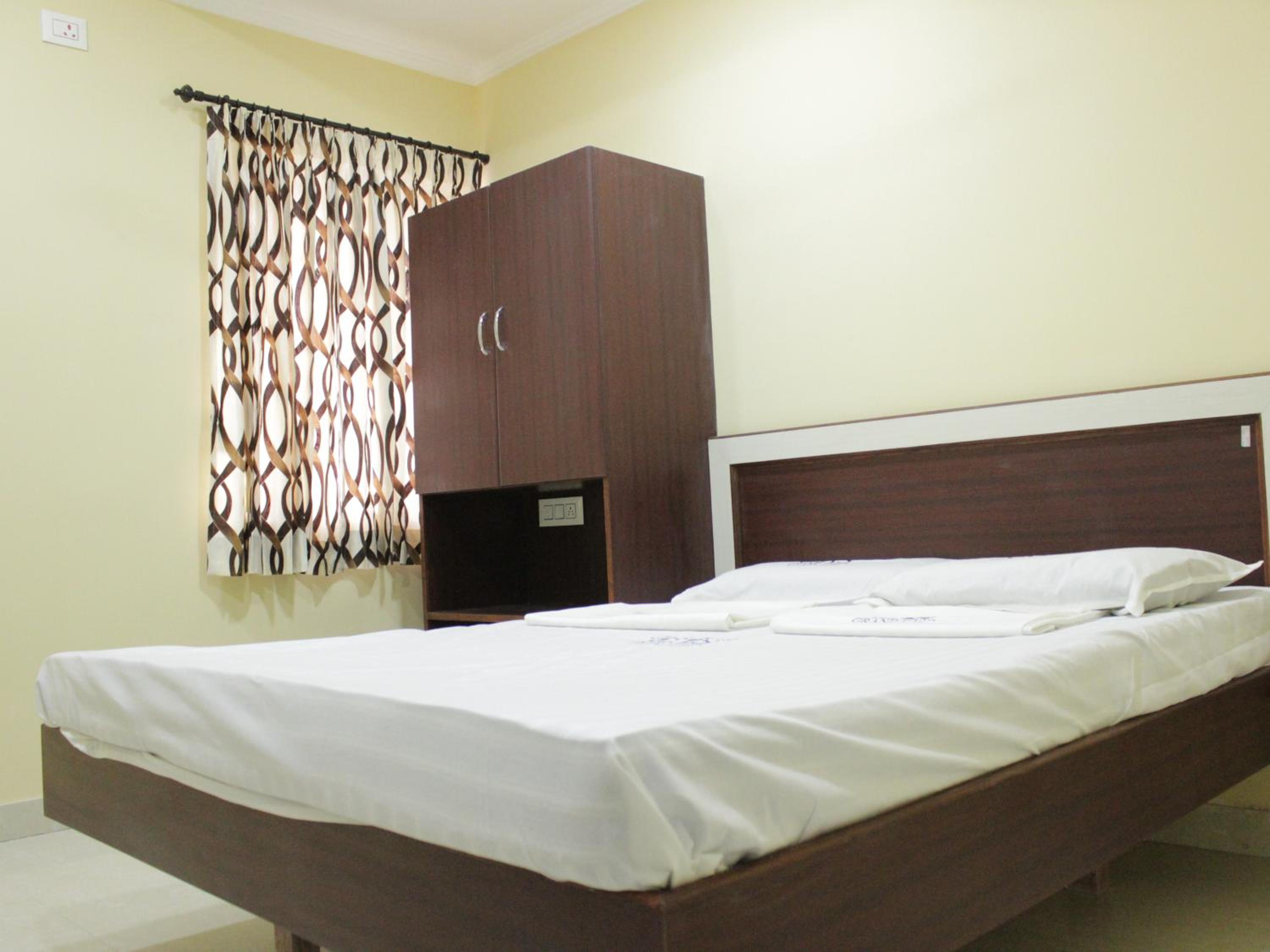 Budget Double Room photo 2