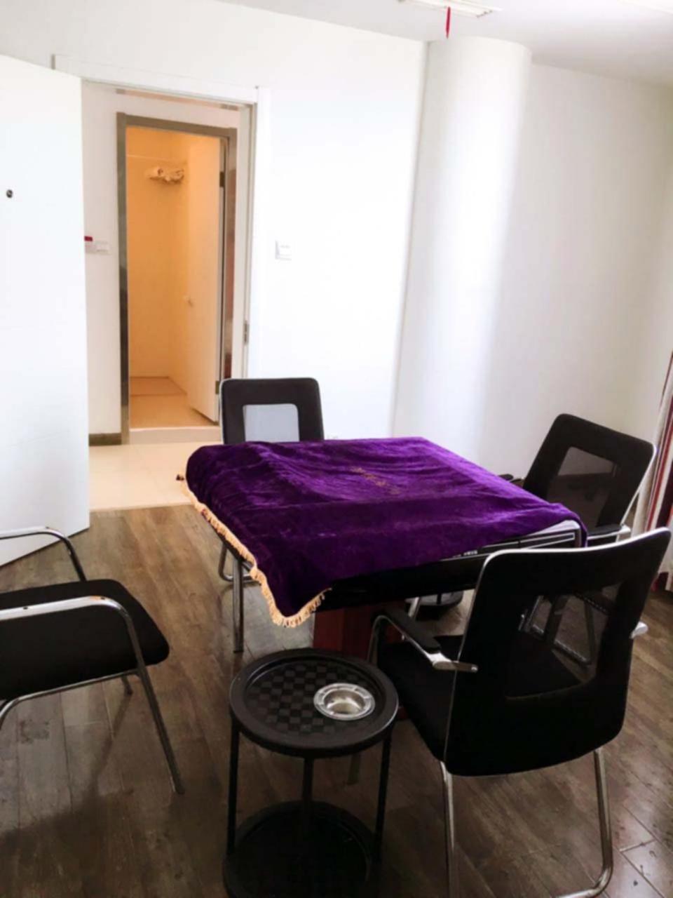 Mainland Chinese Citizens - Casual Room with Mahjong photo 1