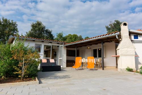 Two-Bedroom Apartment with Private Pool photo 2