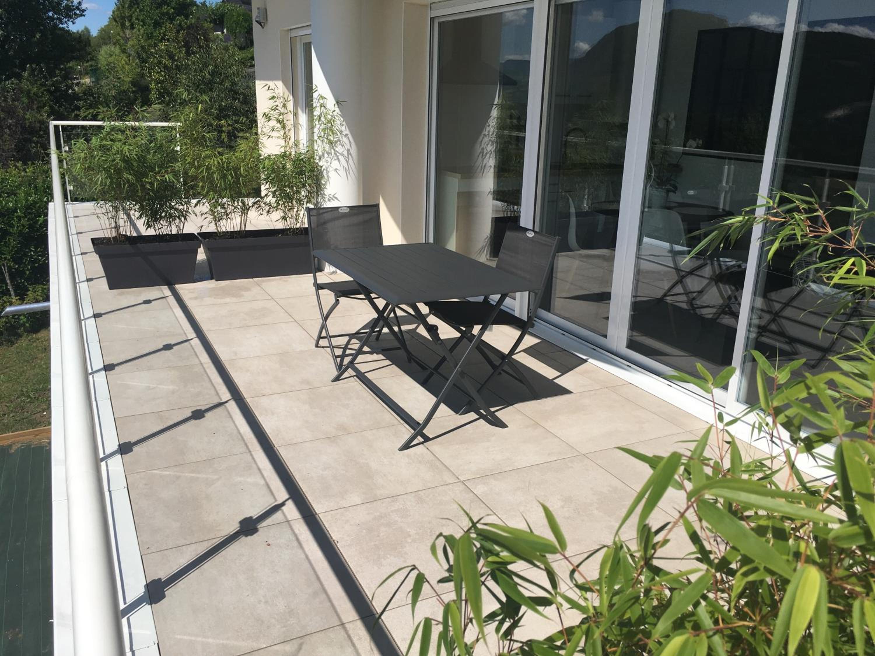 Apartment with Terrace photo 3