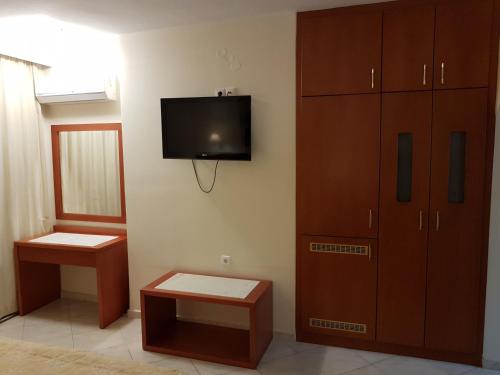 Standard Triple Room photo 3