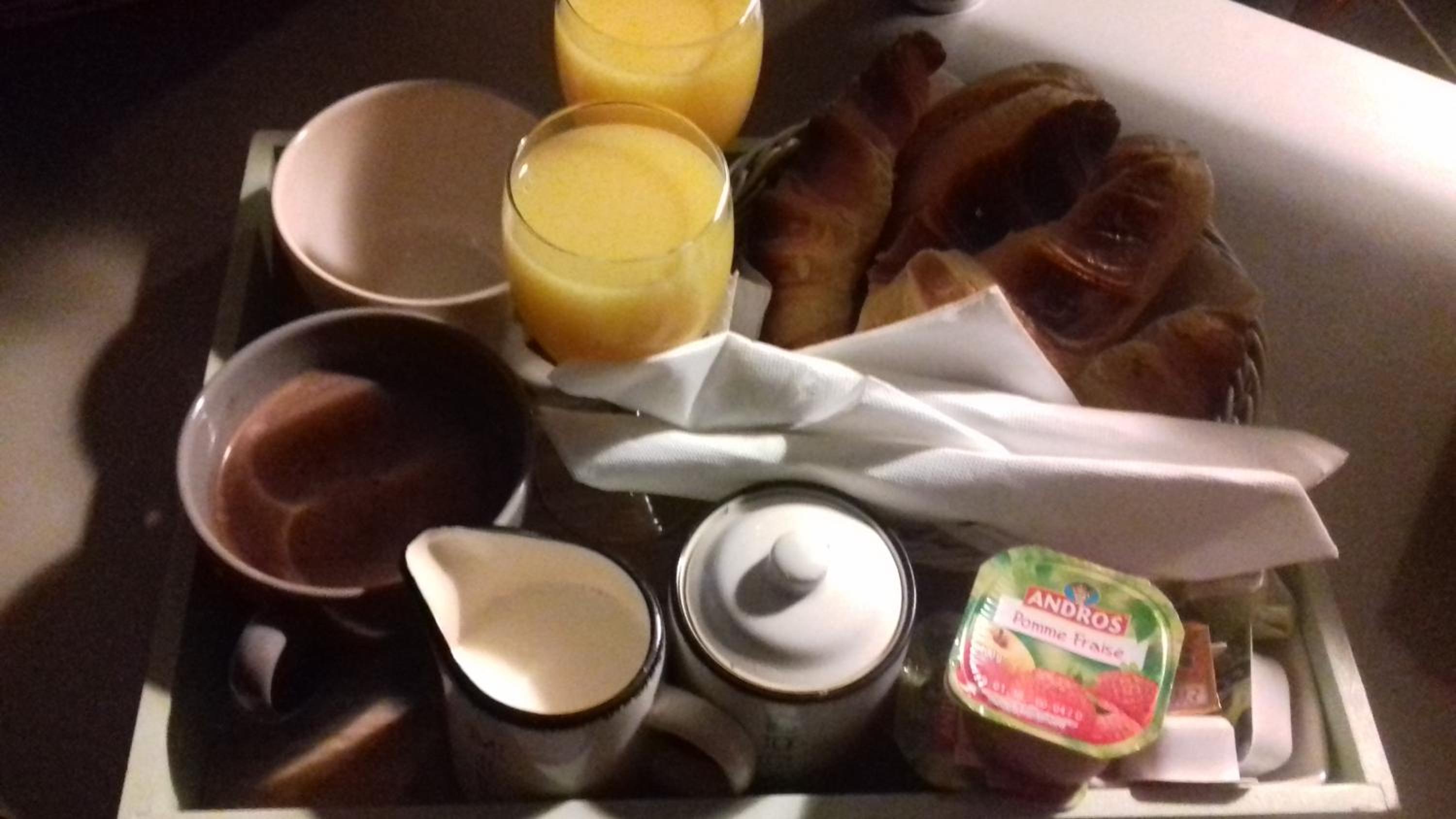 Double Room with Shared Bathroom photo 1