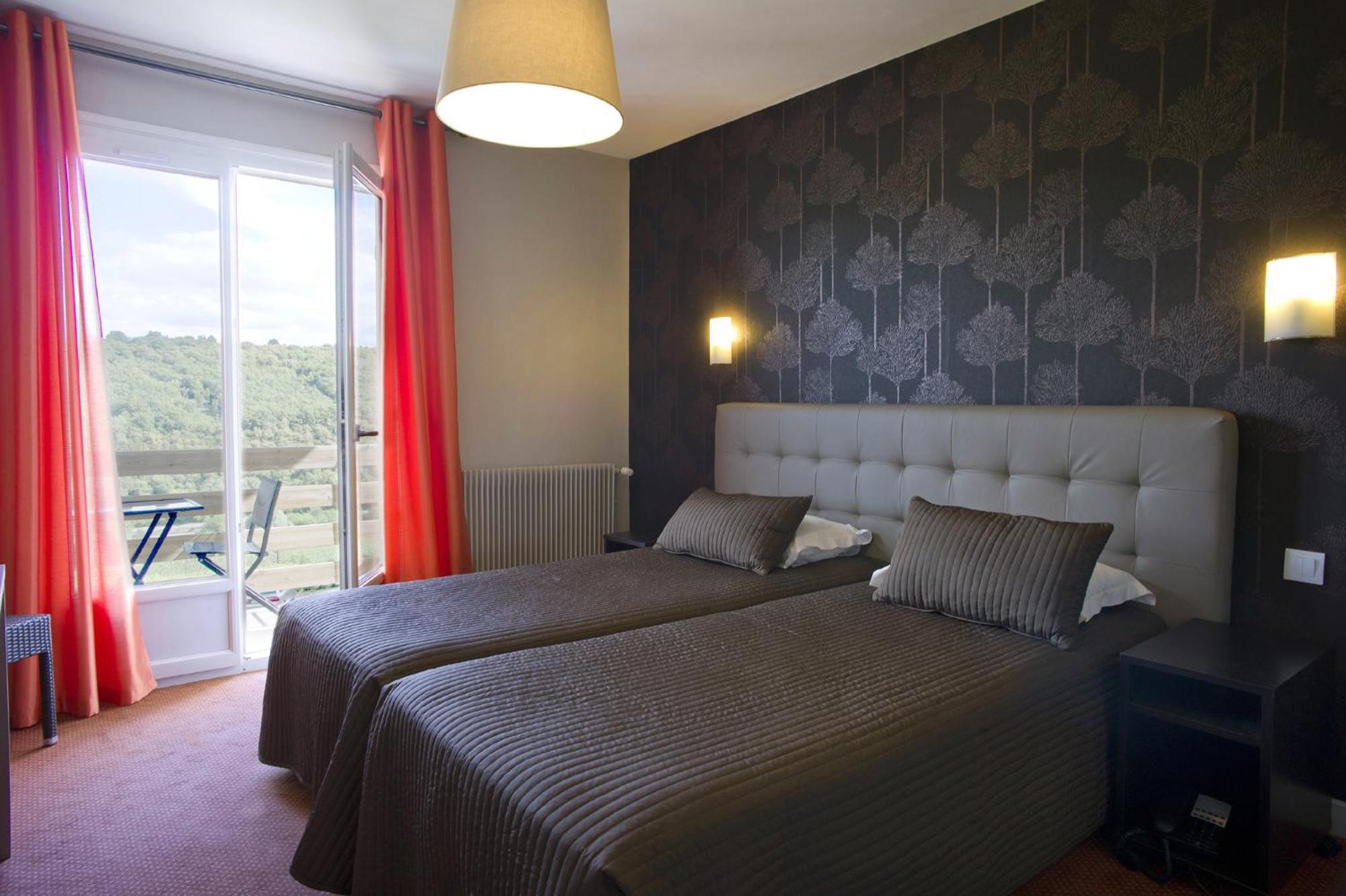 Standard Double Room - Photo 1