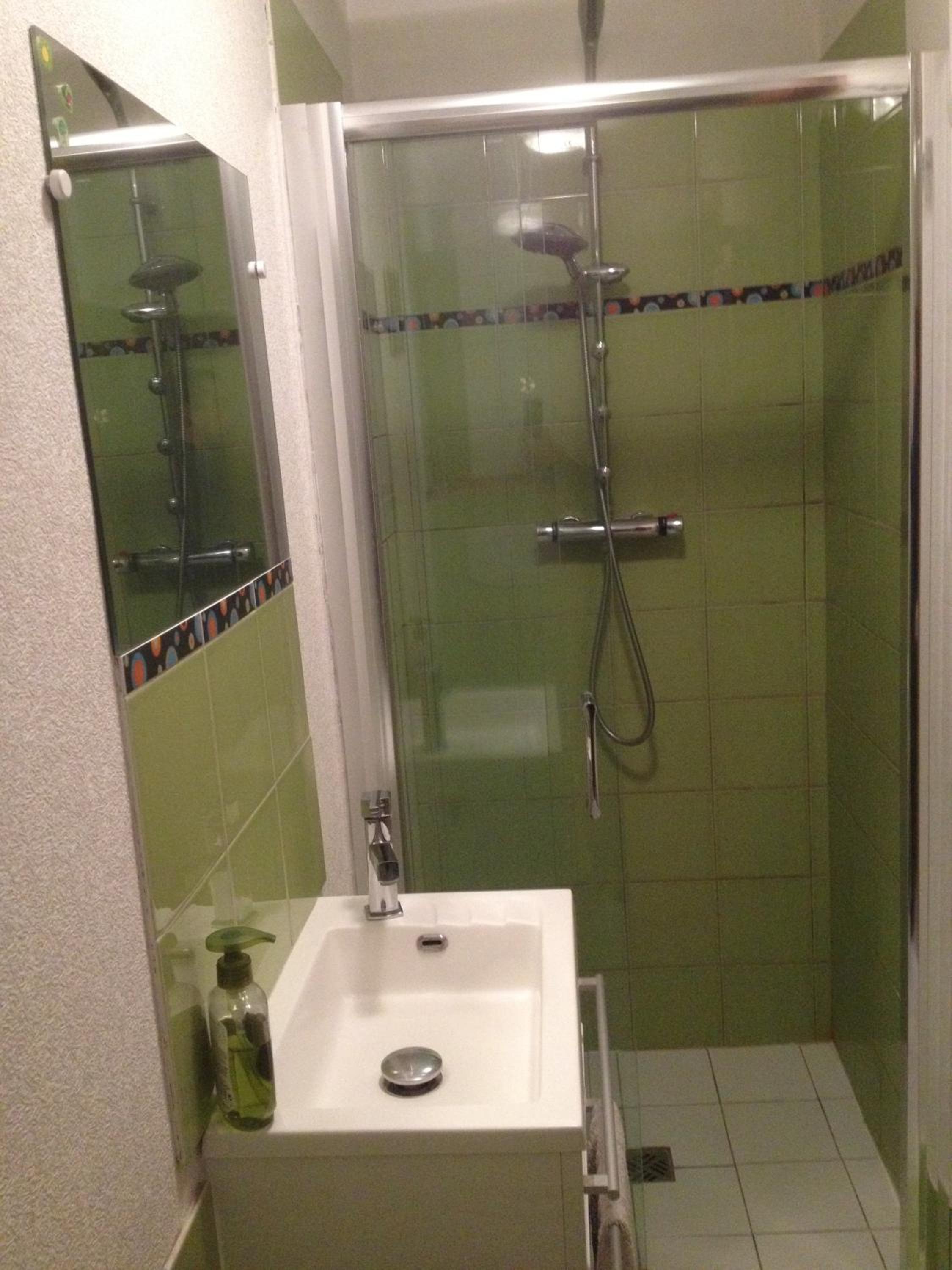 One-Bedroom House - Photo 8