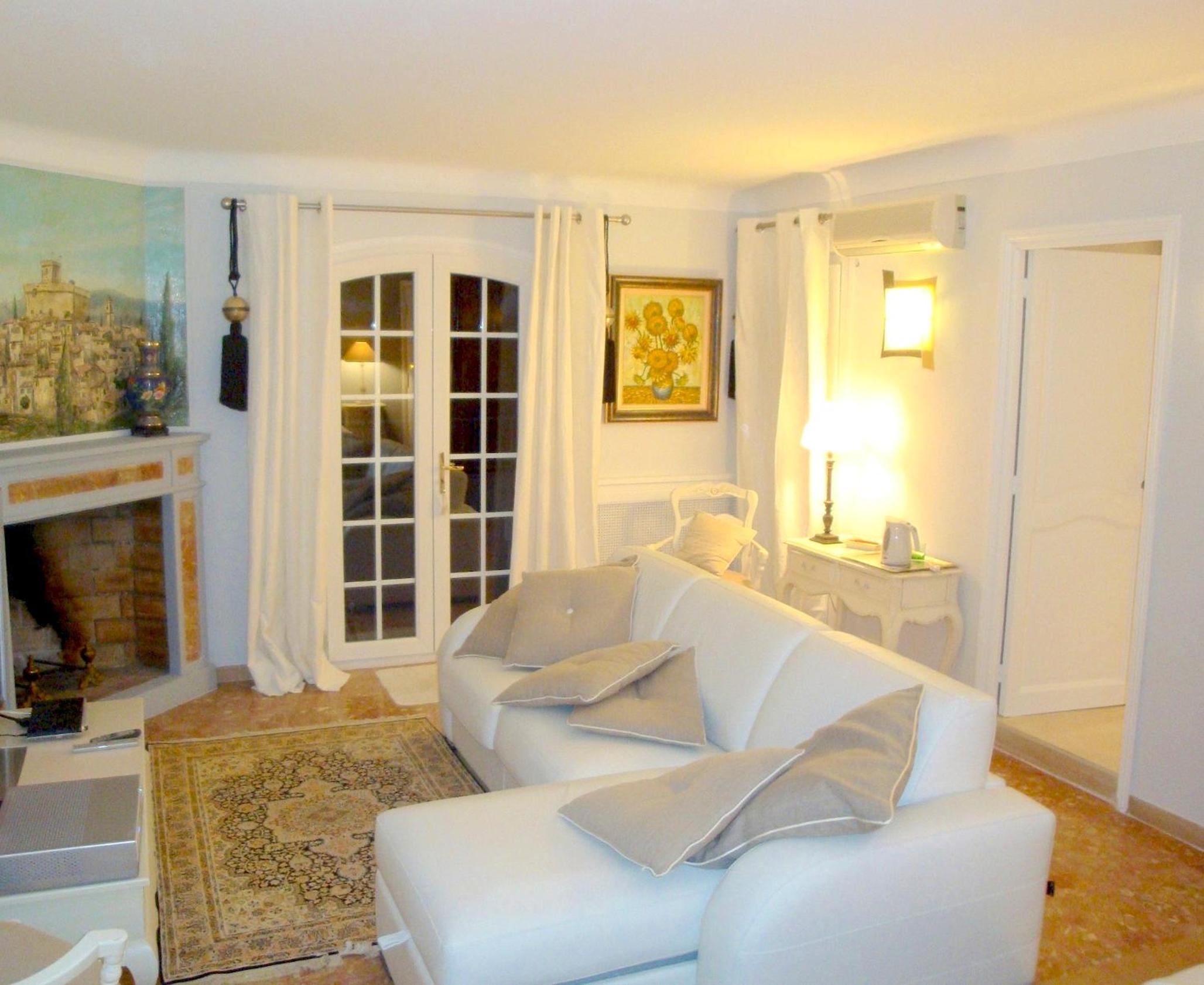 King Suite with Sea View