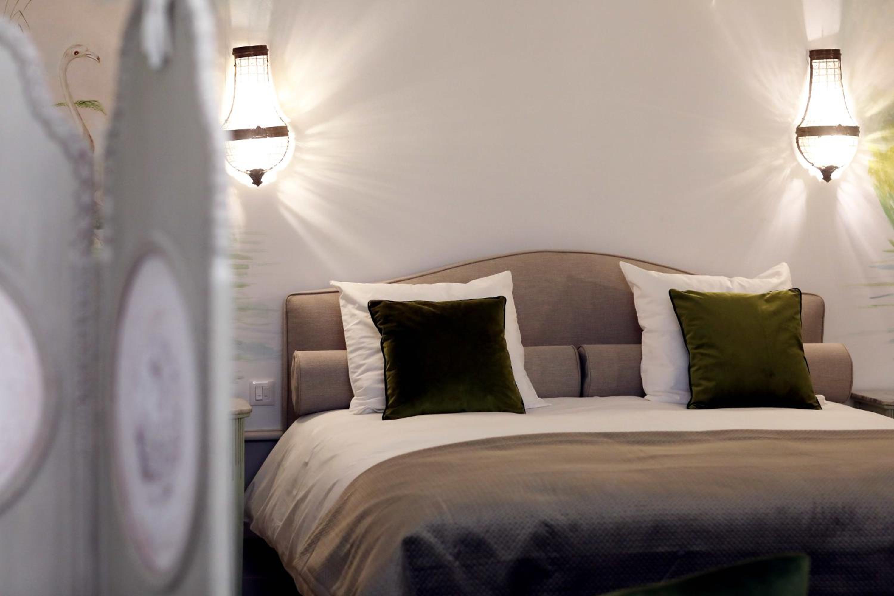 Deluxe Double Room with Bath