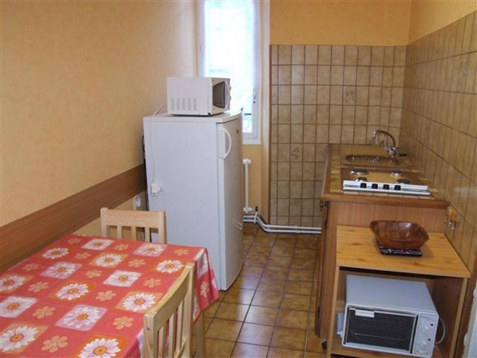 Apartment with Mountain View