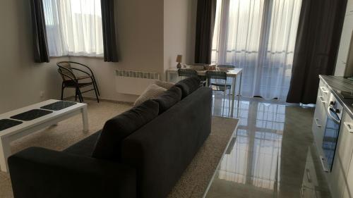 Deluxe Apartment photo 2