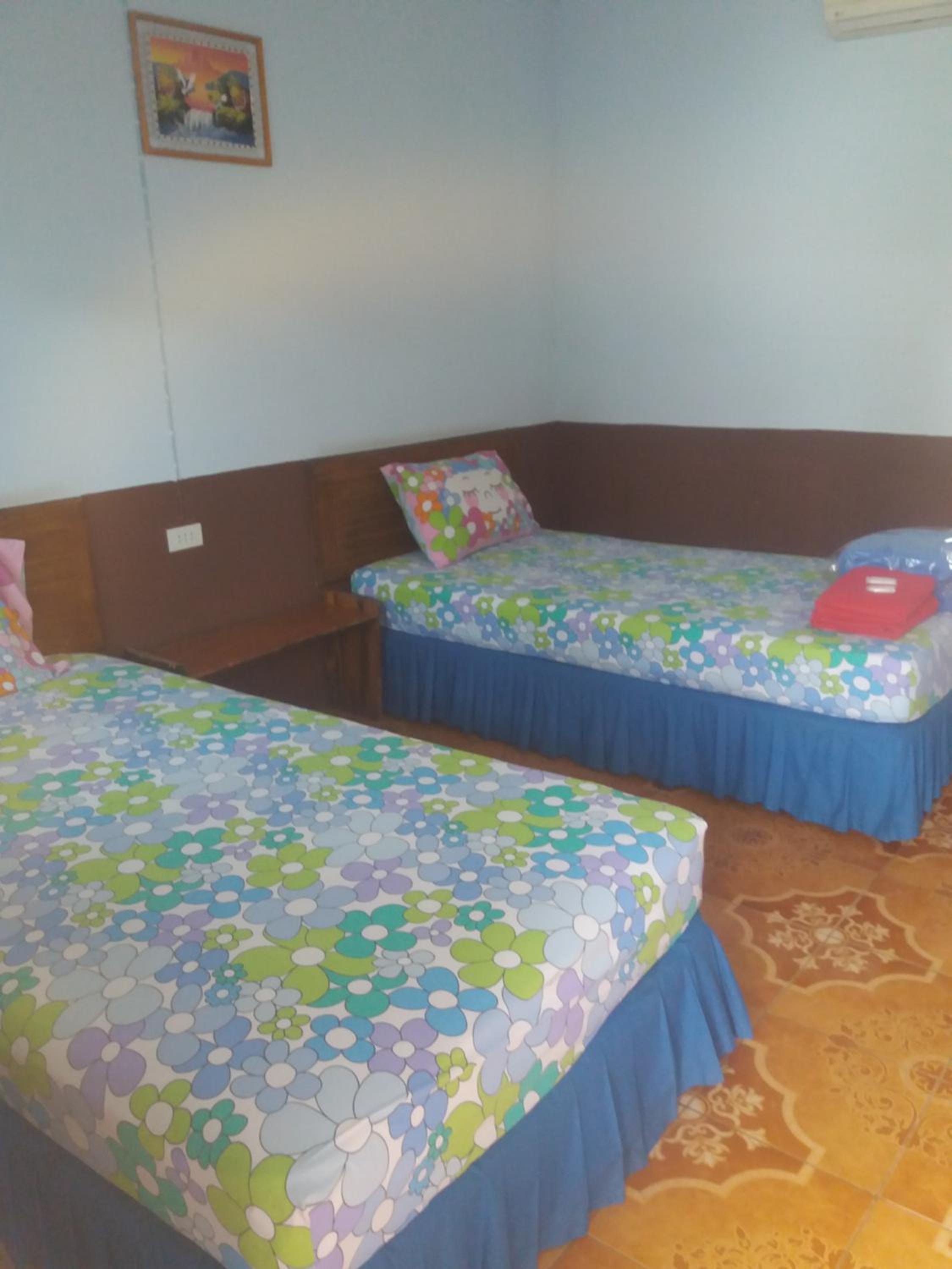Twin Room with View