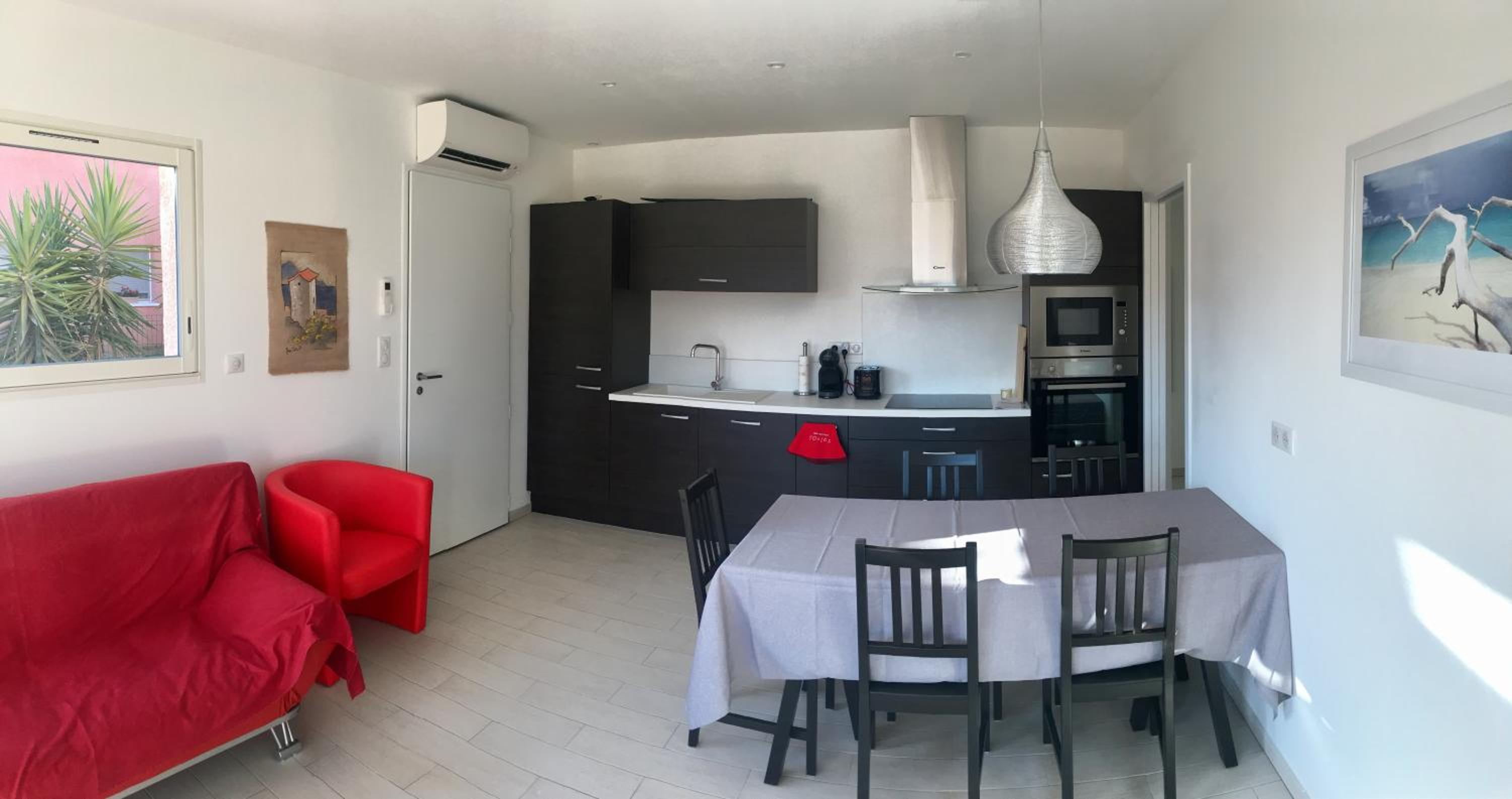Apartment with Sea View photo 3