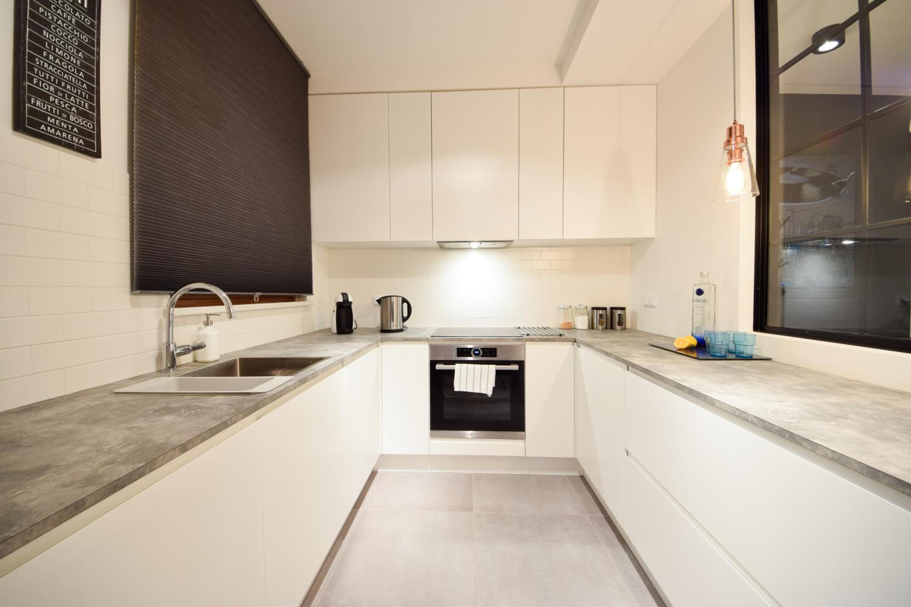 Deluxe Apartment - Photo 5