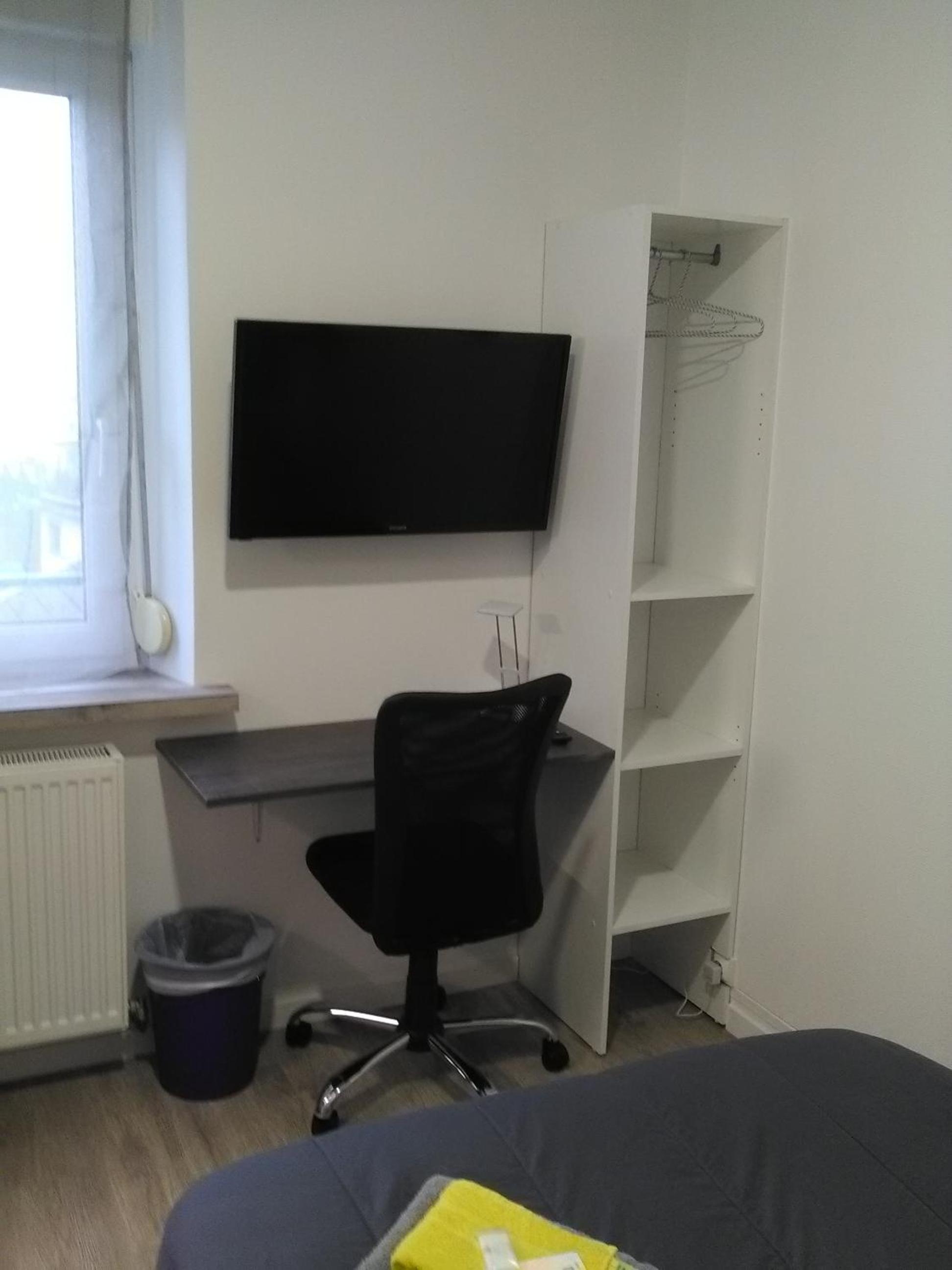 Single Room photo 2