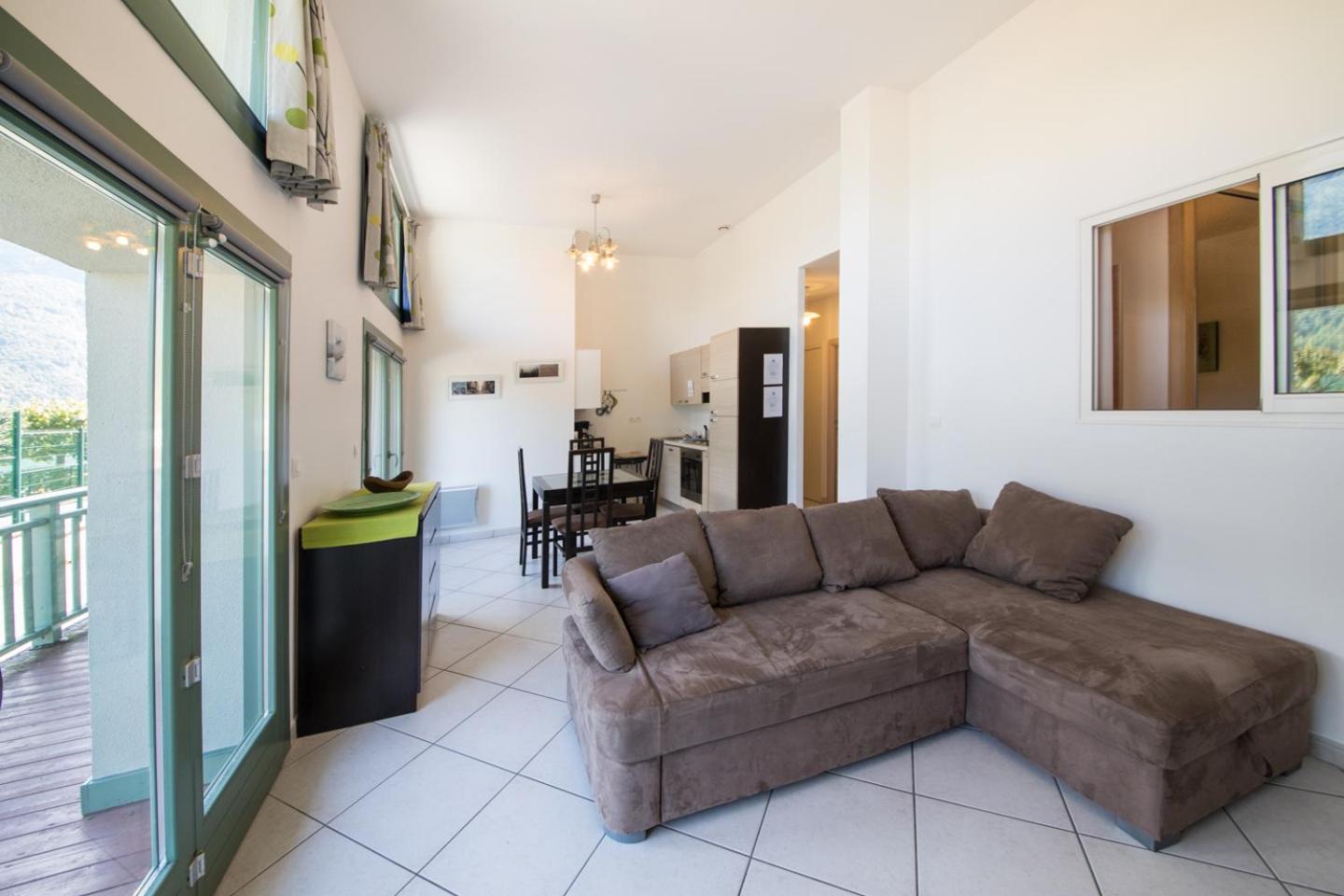 Apartment - Ground Floor photo 3