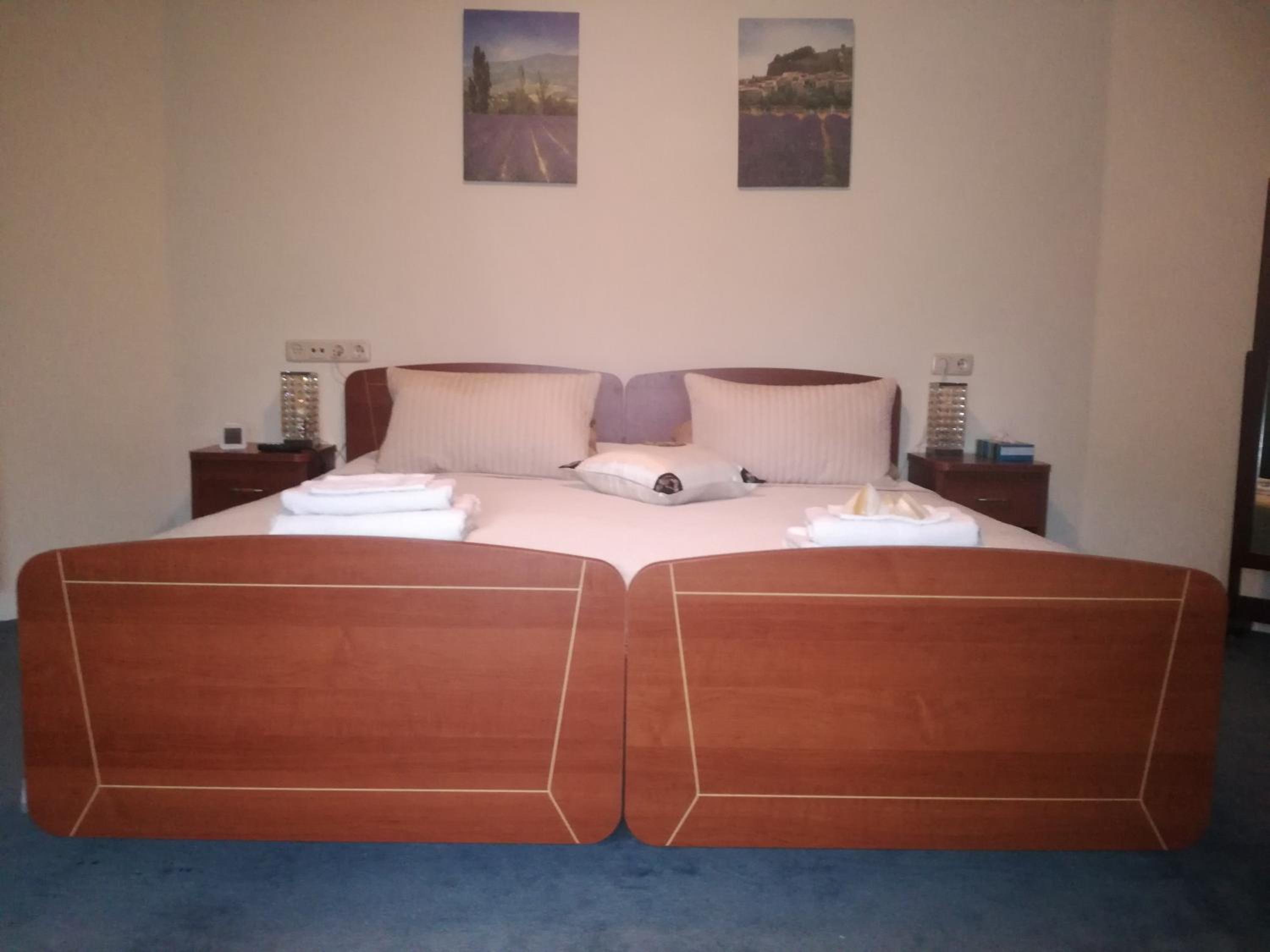 Double or Twin Room with Private External Bathroom photo 2