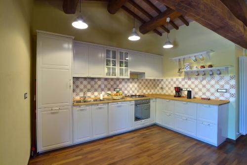 Villa photo 2
