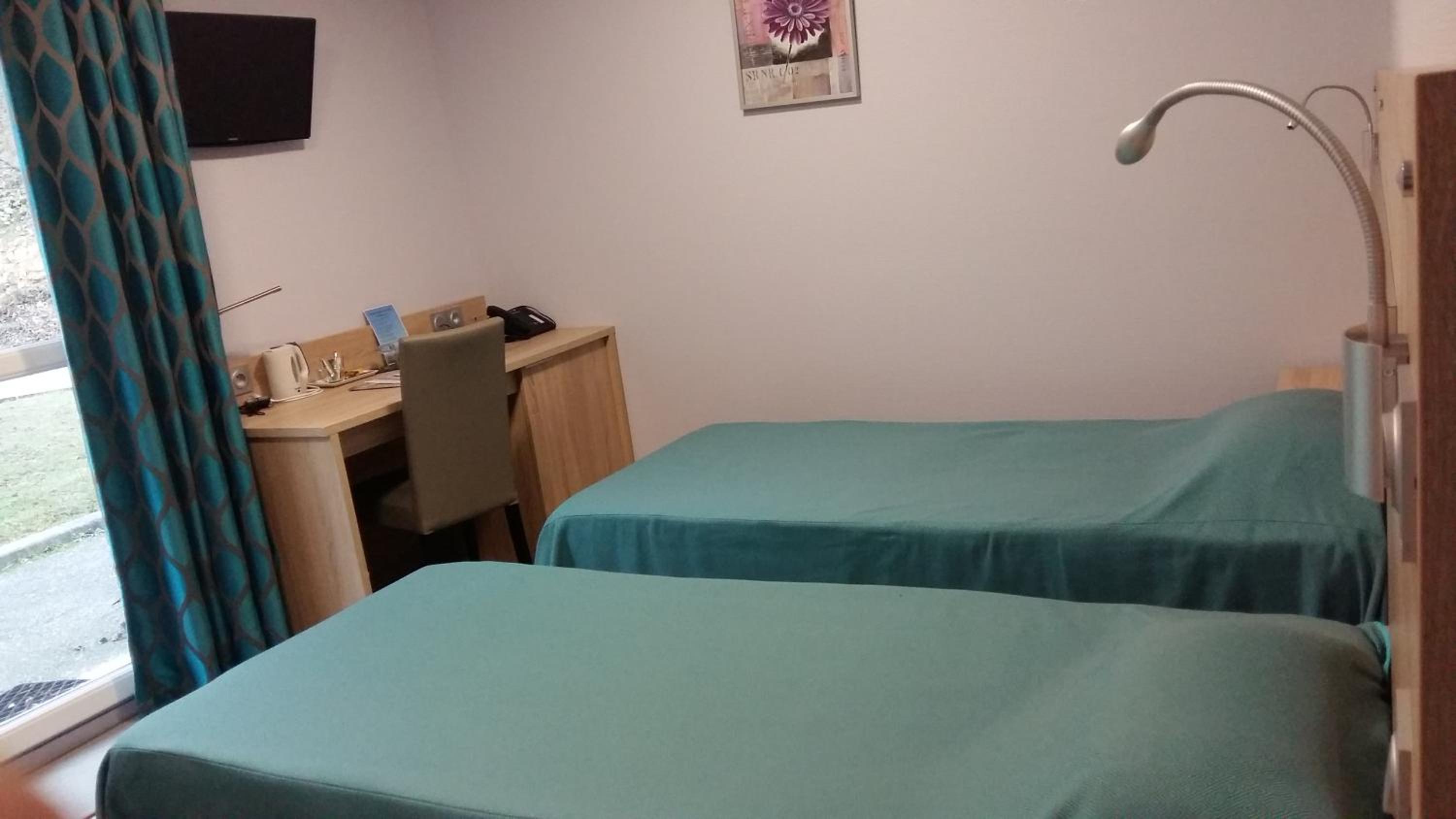 Double or Twin Room photo 1
