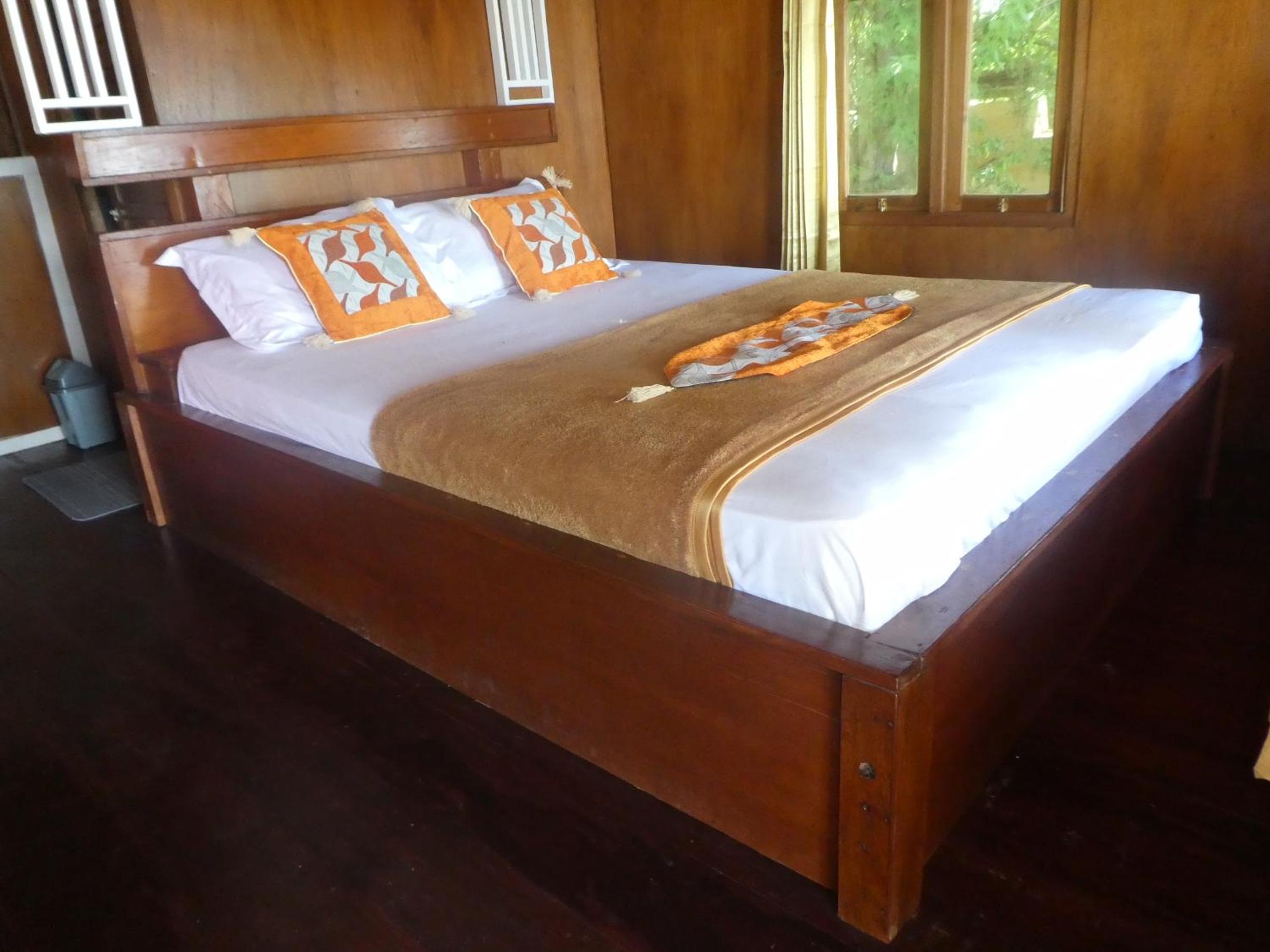 Bungalow - Beach Front - Photo 60