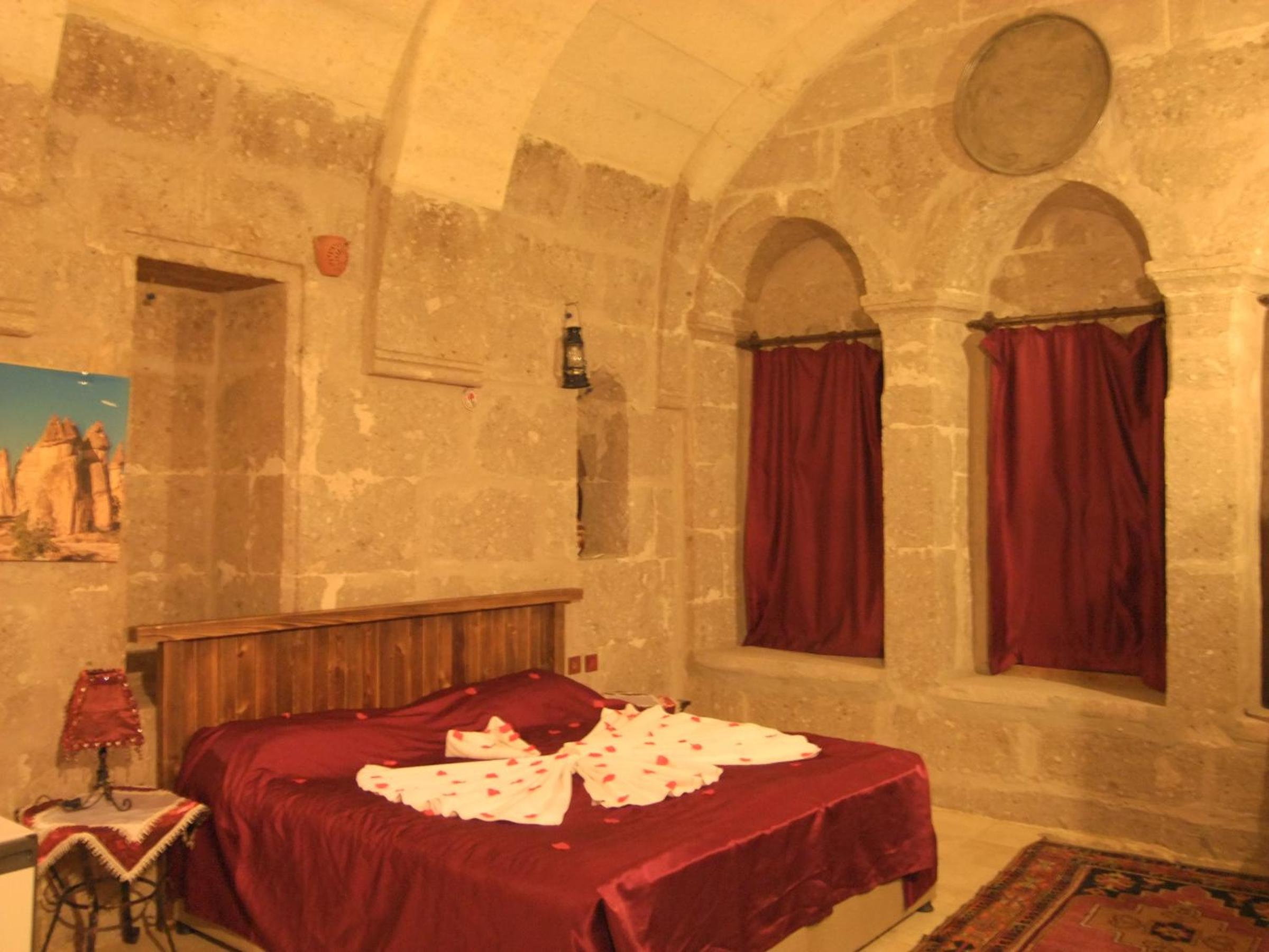 Double or Twin Cave Room photo 1