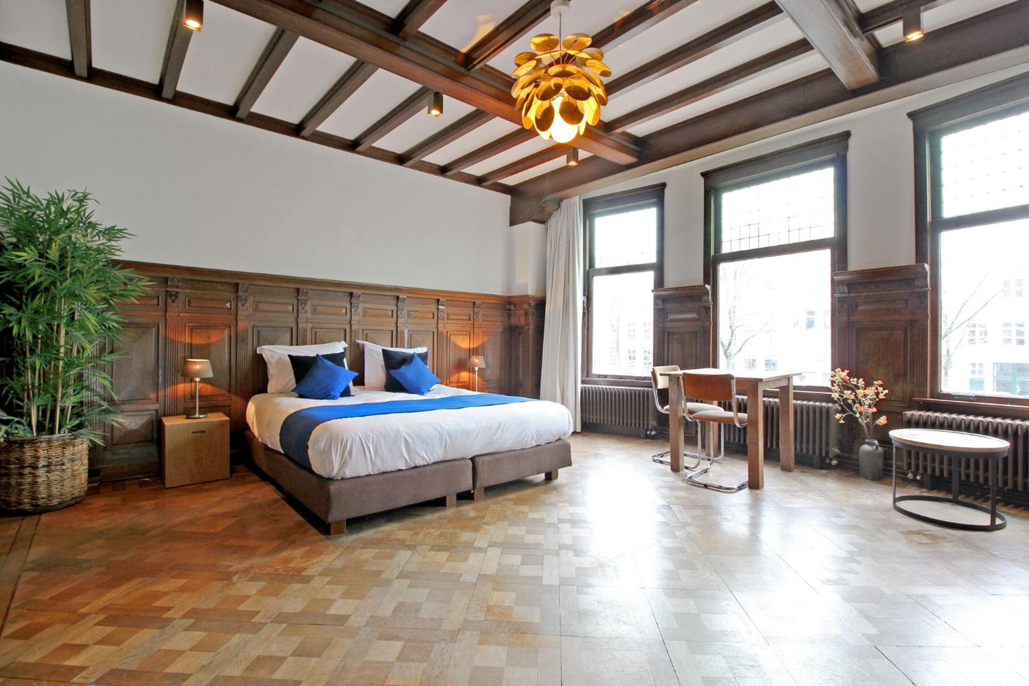 Double or Twin Room with Canal View photo 1