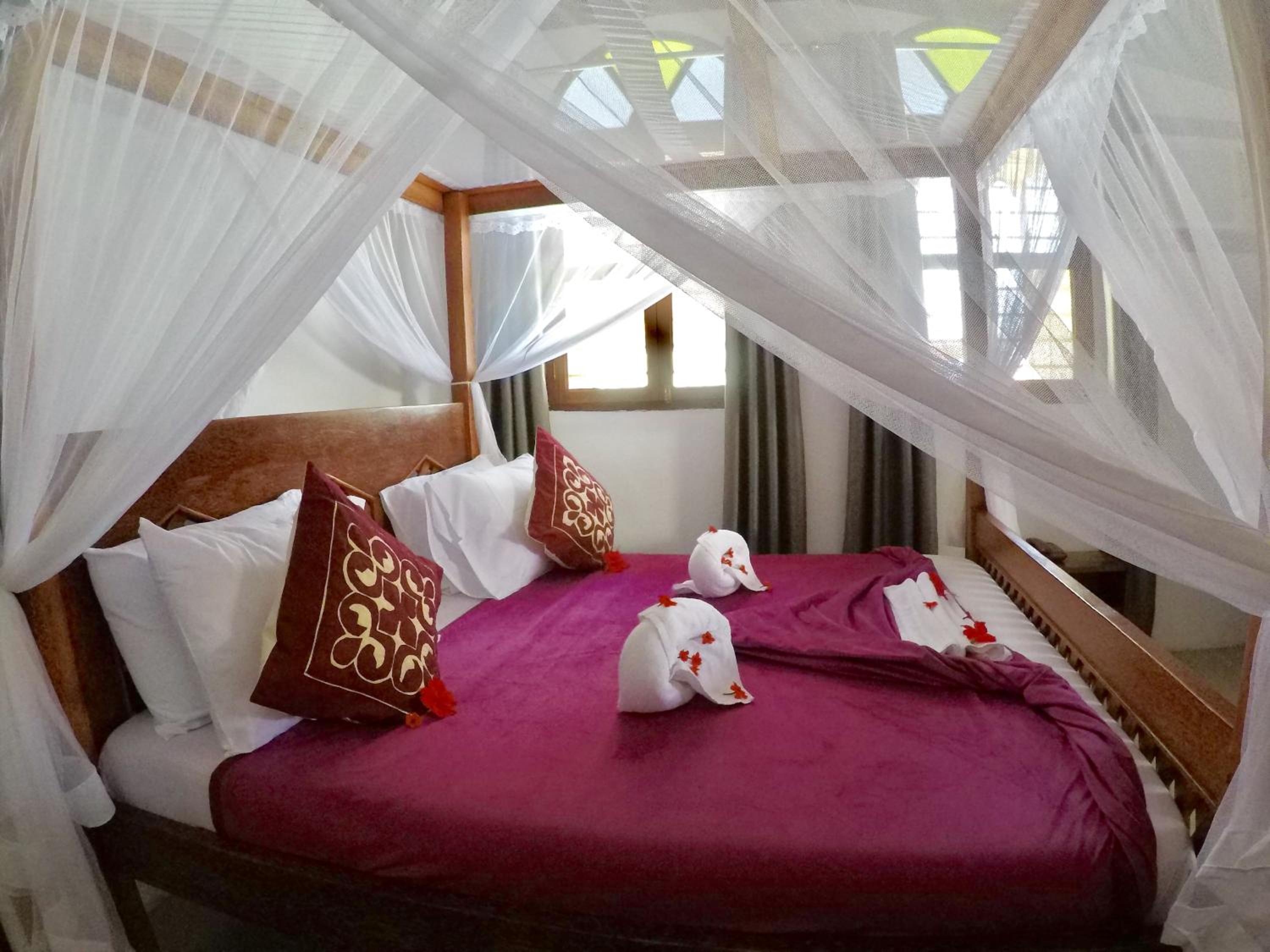Deluxe Double or Twin Room photo 1