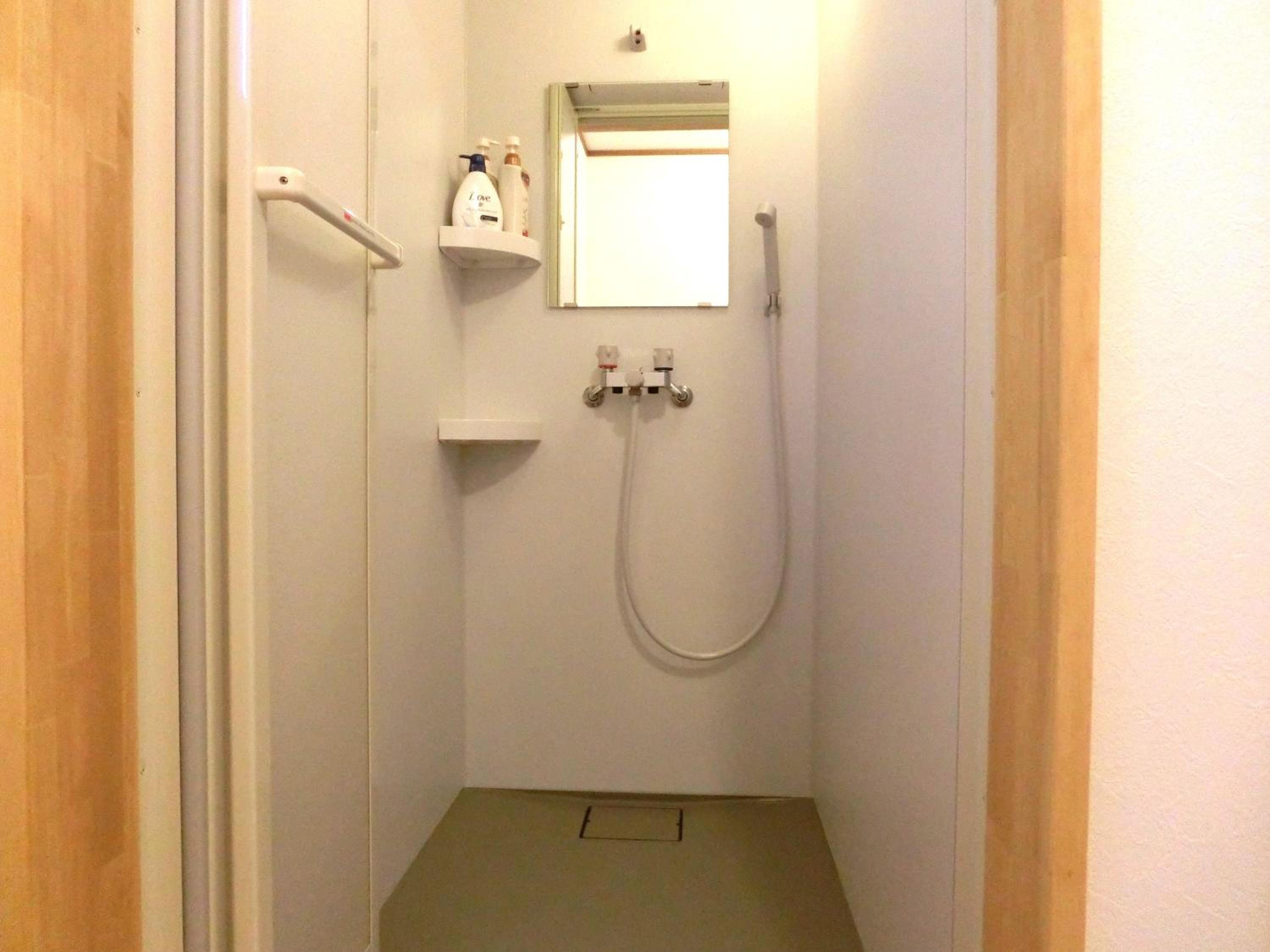 Private Room with Shared Bathroom photo 1
