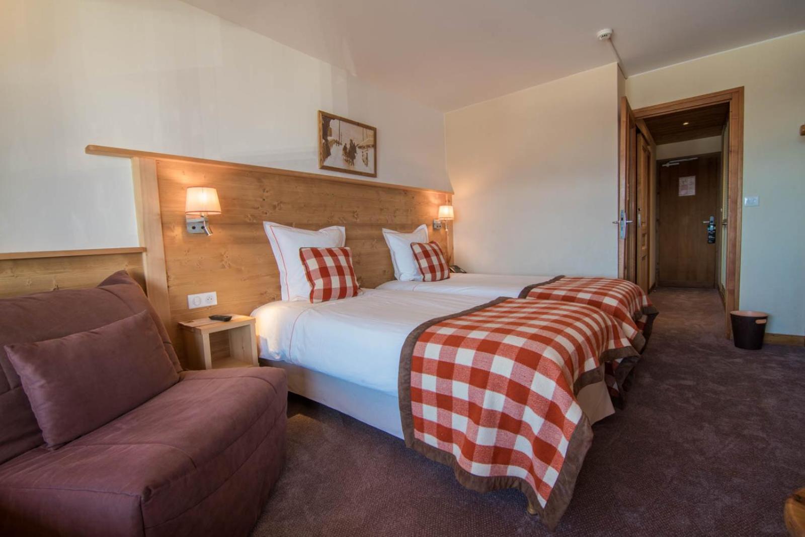 Triple Room with Bath photo 2