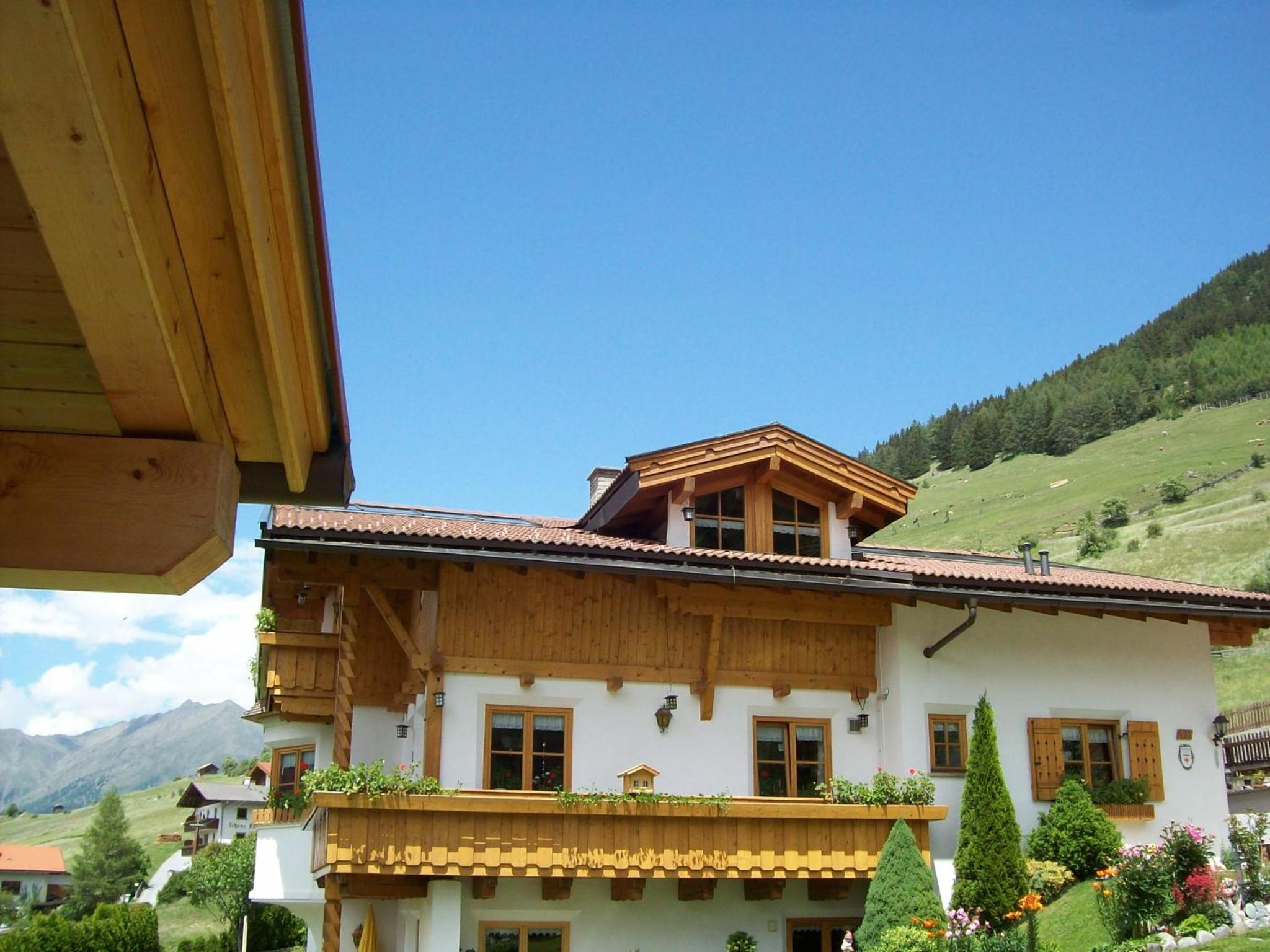 Apartment with Garden View