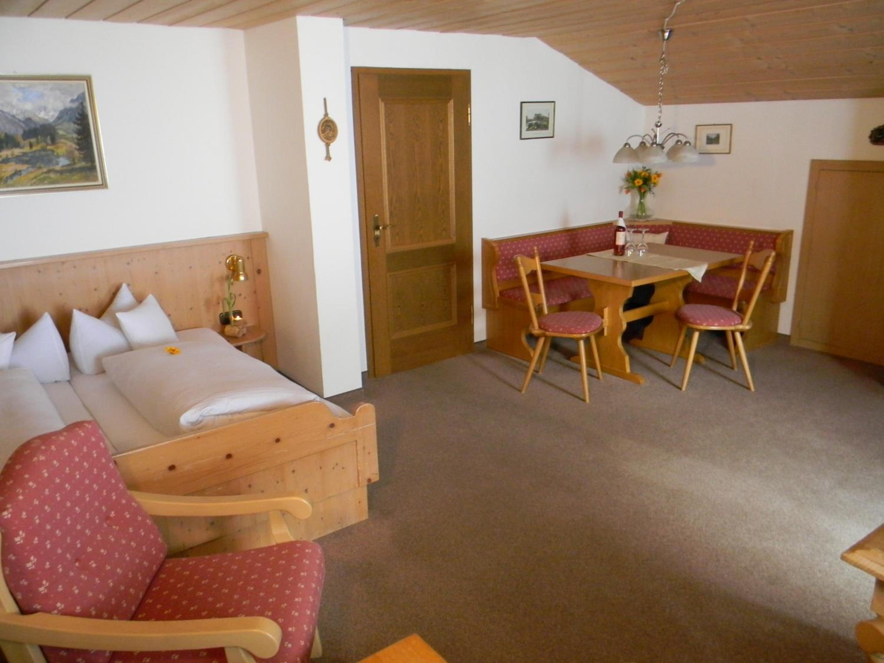 Suite with Mountain View