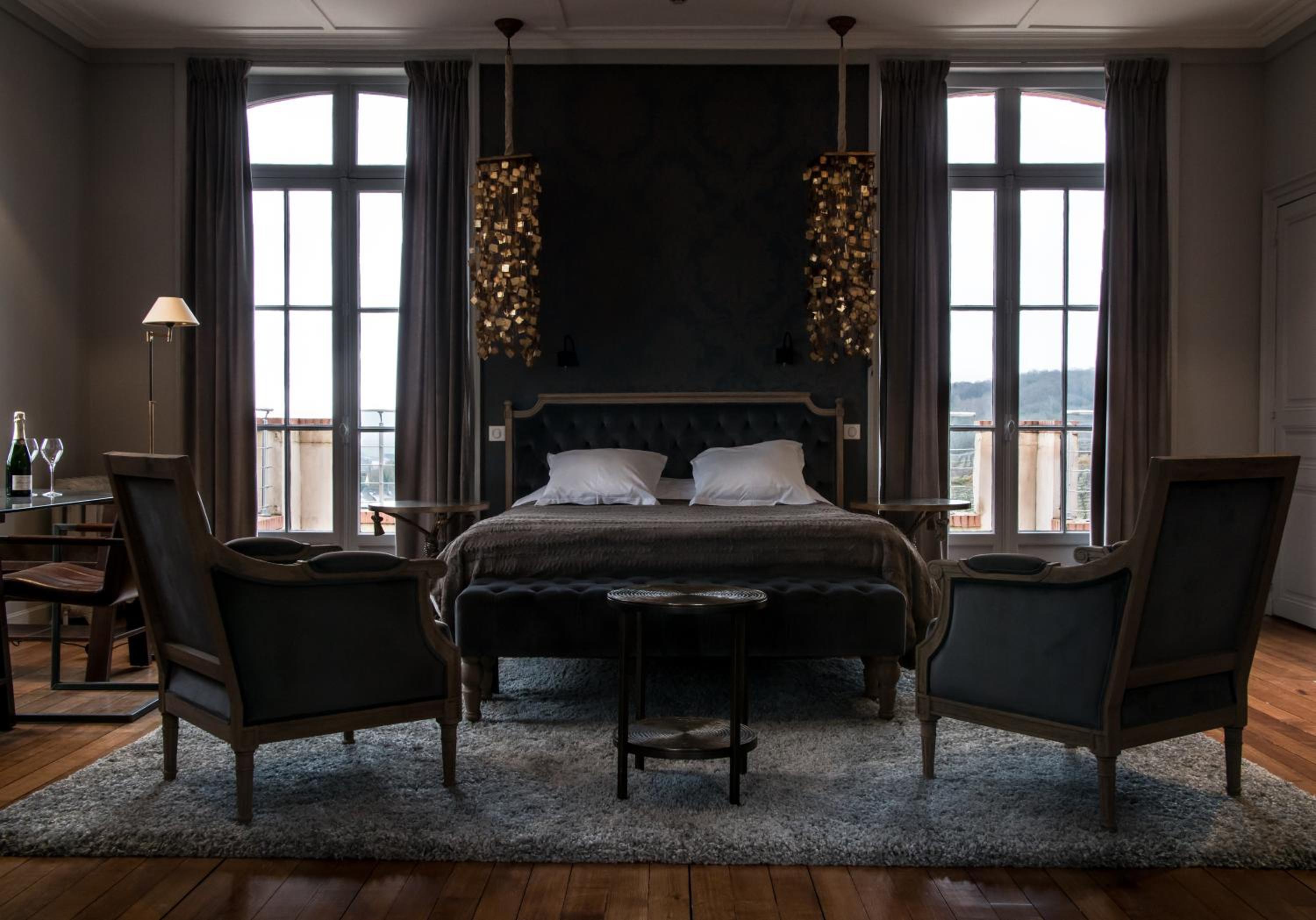 Deluxe Family Suite