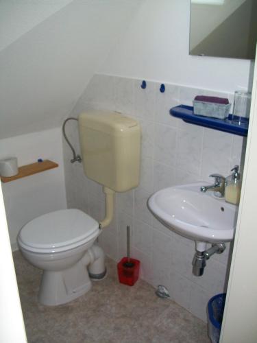 Single Room with Private External Bathroom