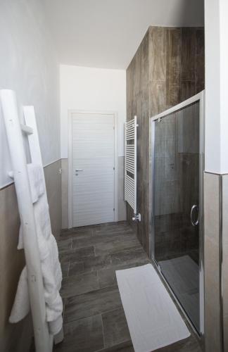 Triple Room with Private Bathroom photo 3