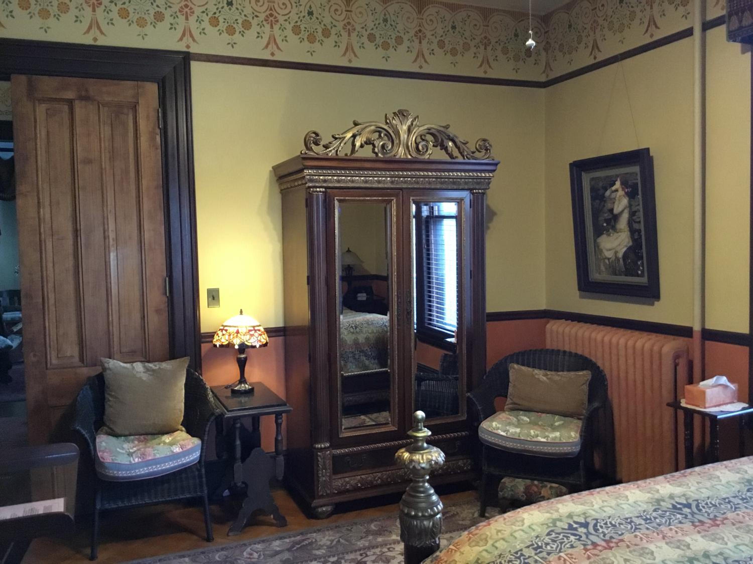 Deluxe Queen Room photo 2