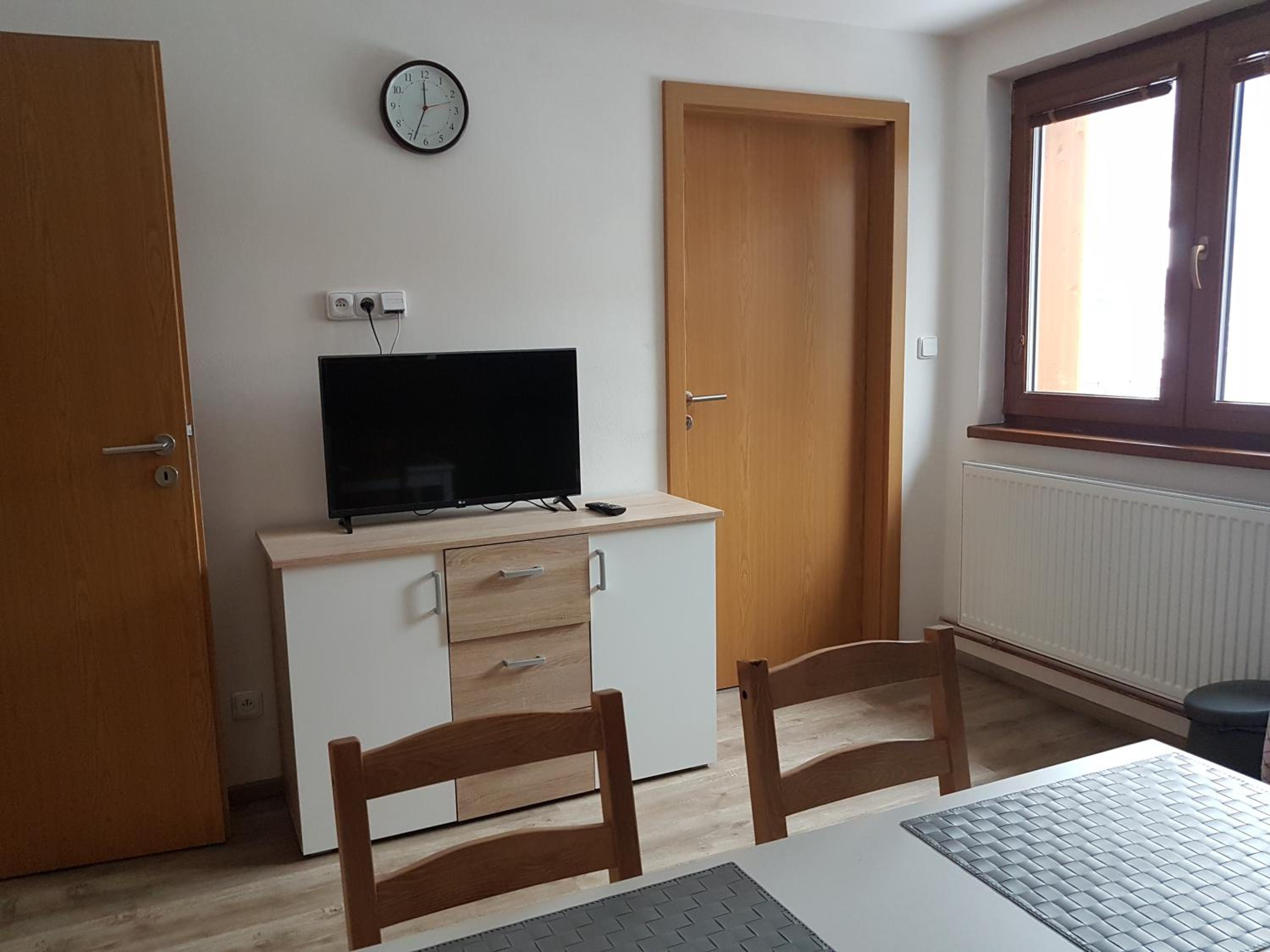 Apartment - Photo 4