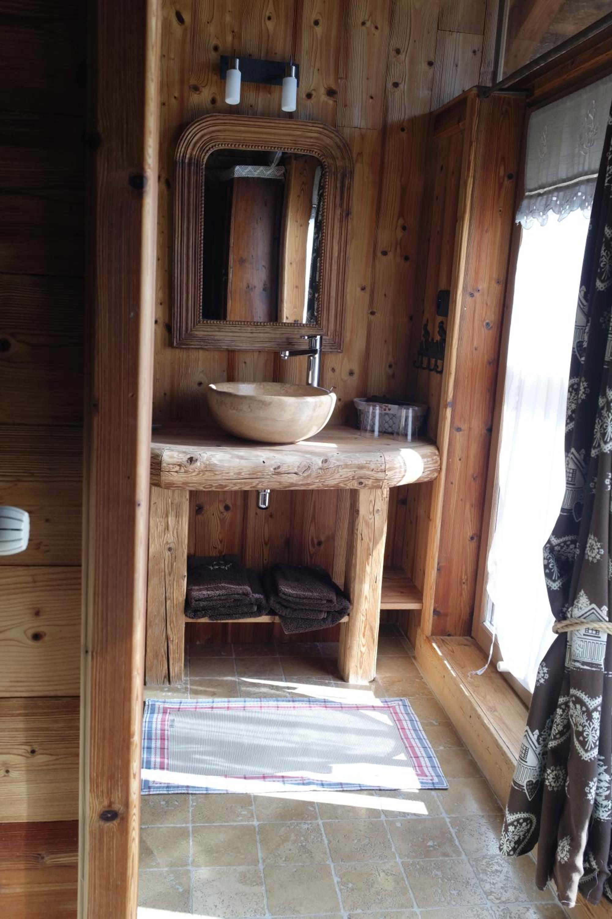 Double Room with Private Bathroom photo 2