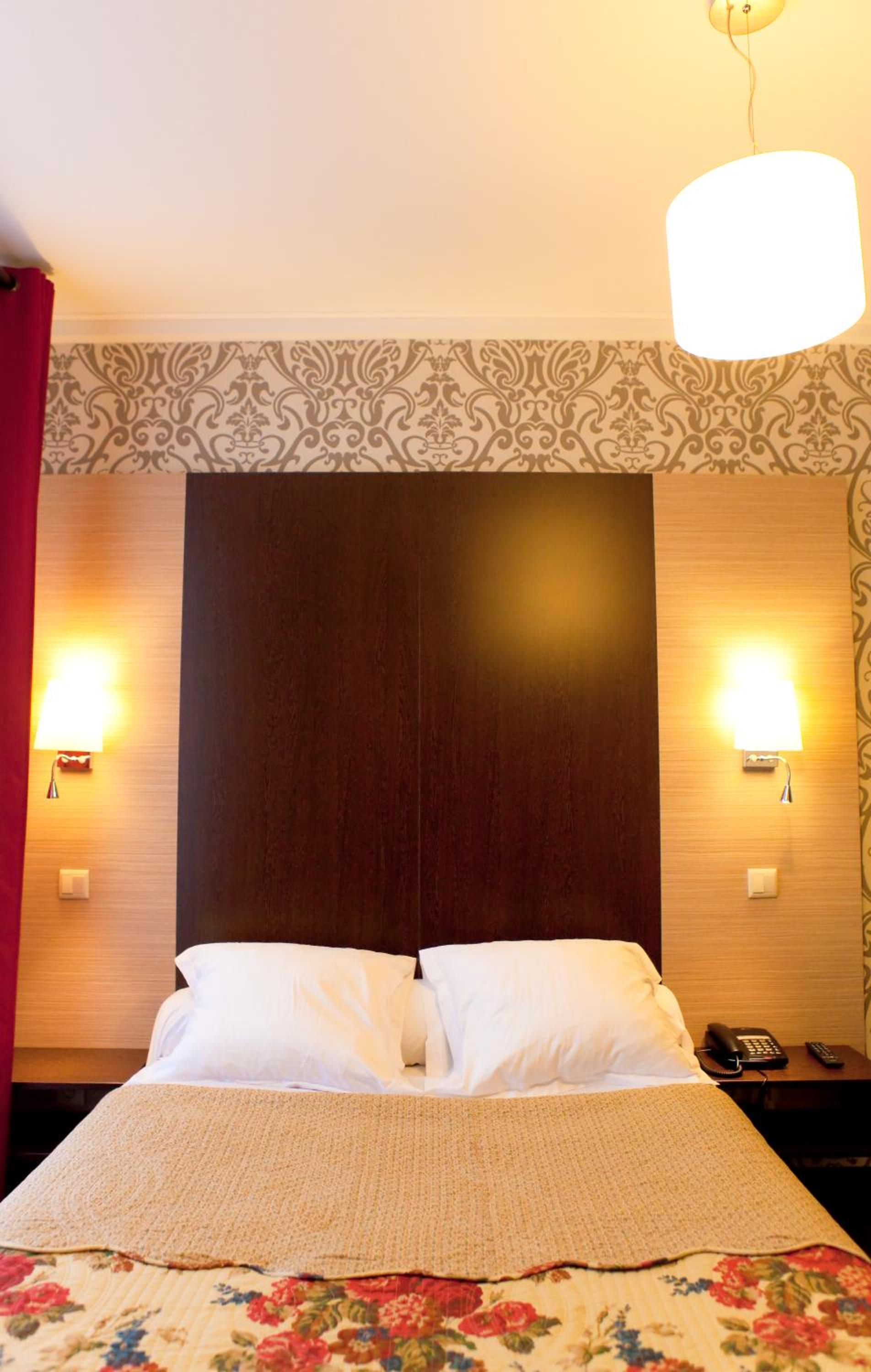 Standard Double Room photo 3