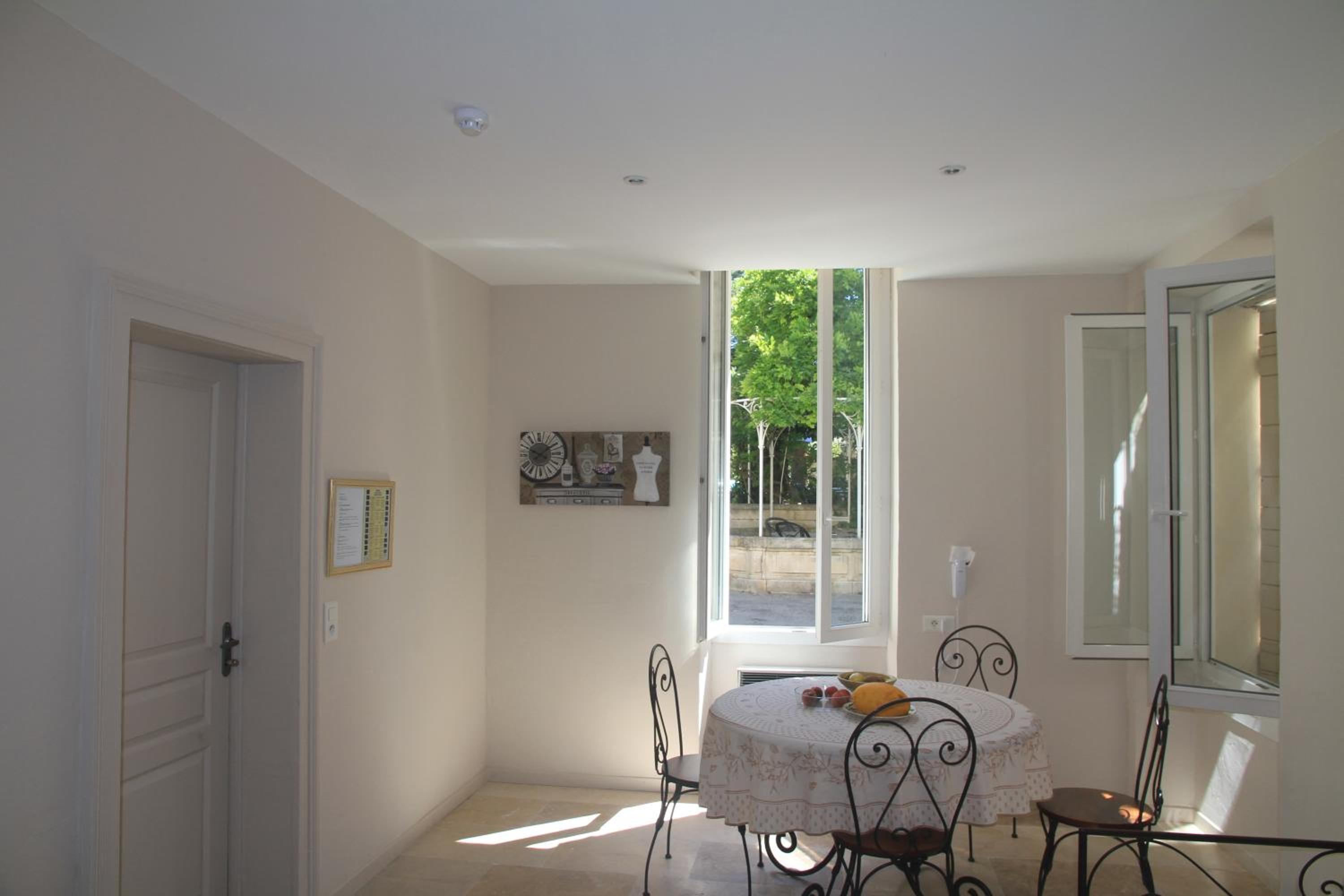 One-Bedroom Apartment (2 Adults) photo 3